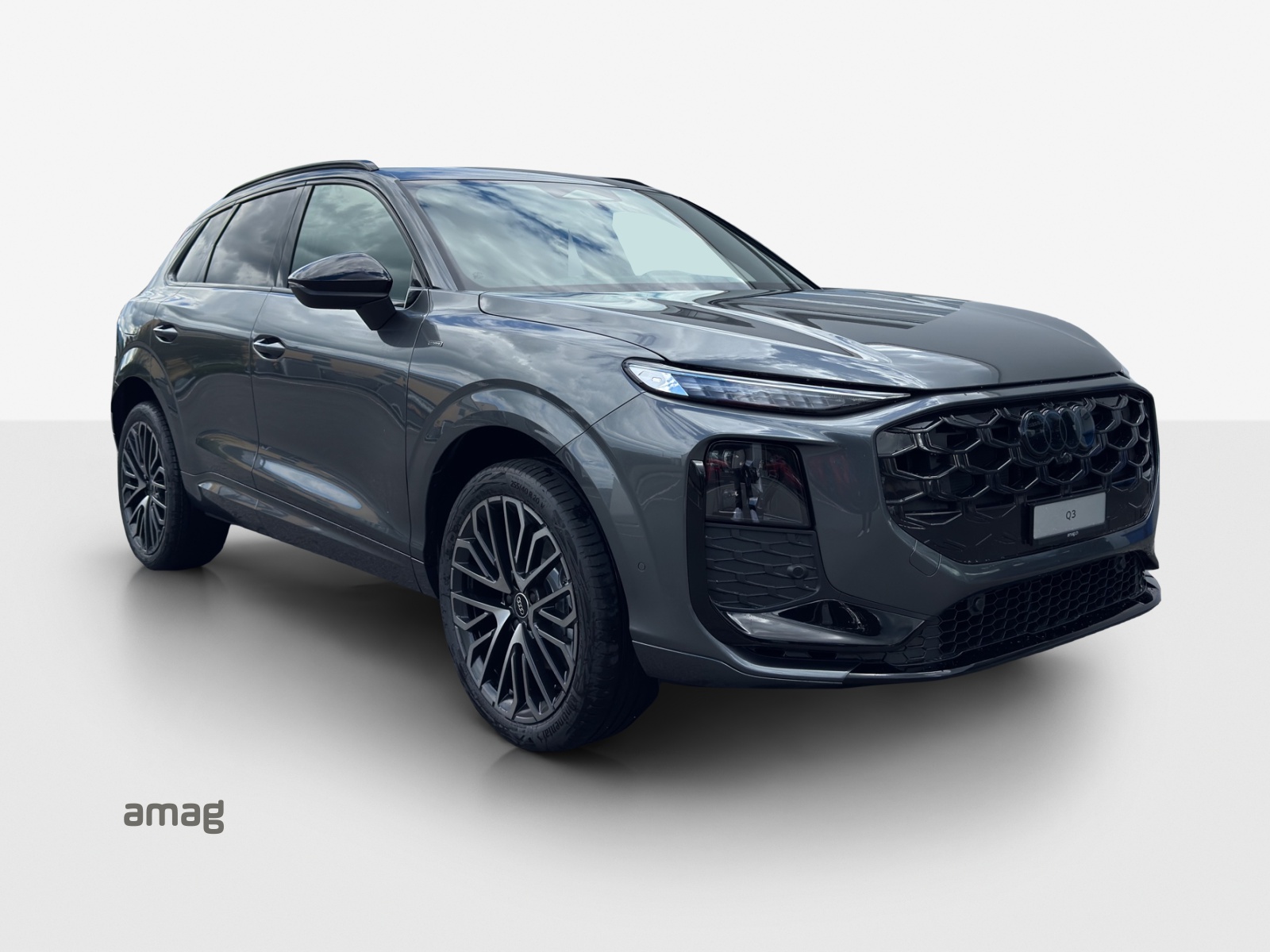 AUDI Q3 SUV e-hybrid 200 kW S tronig-image-5