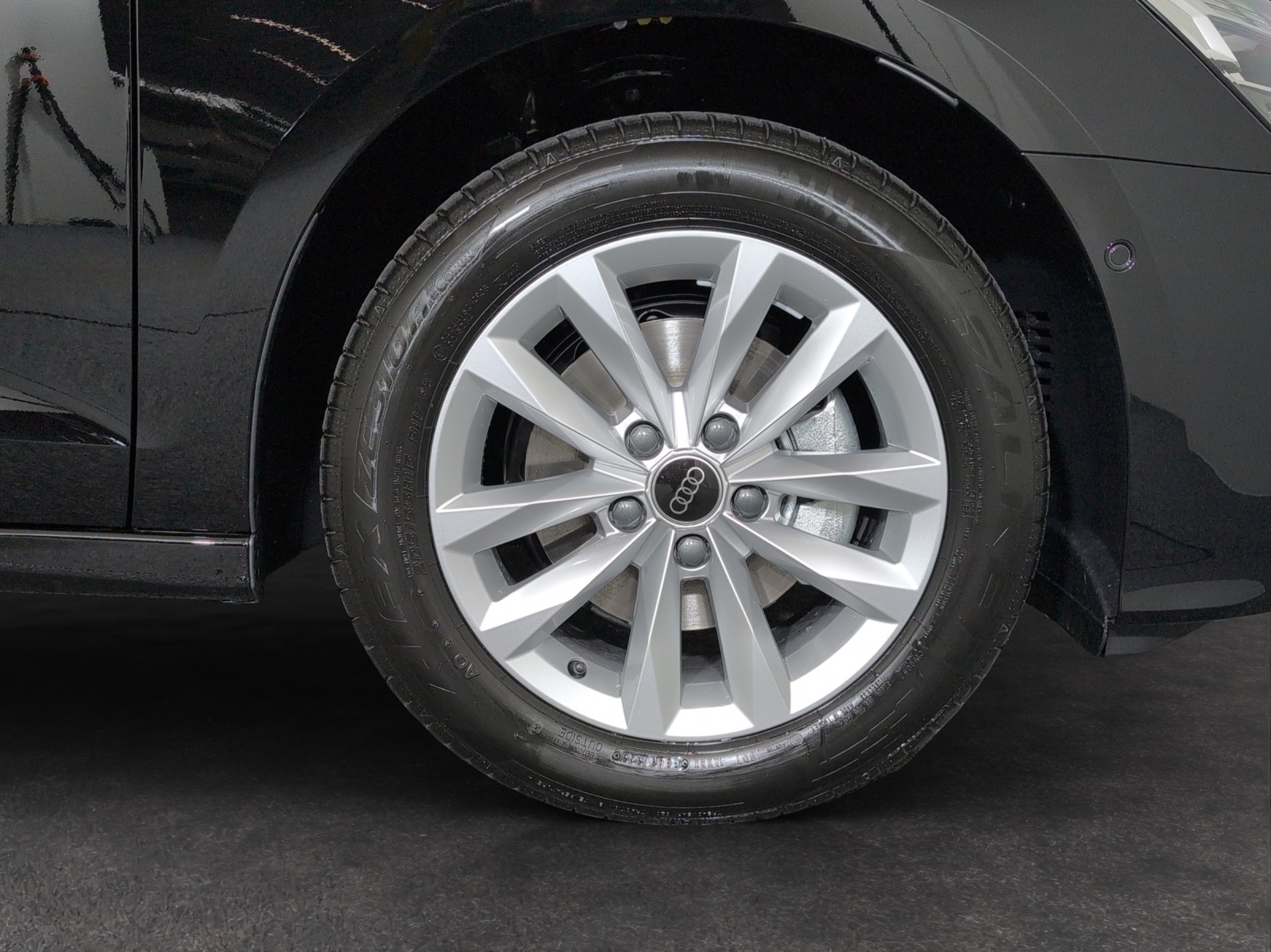 AUDI A3 Sportback TFSI 110 kW S tronic-image-4