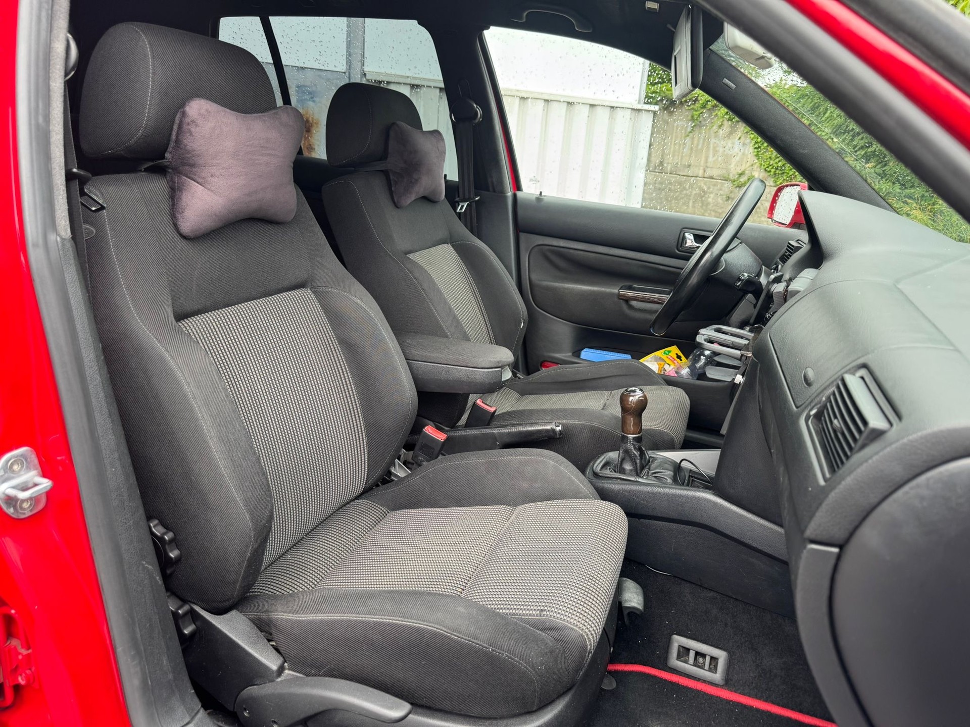 VW Golf 1.9 TDI PD Highline-image-9