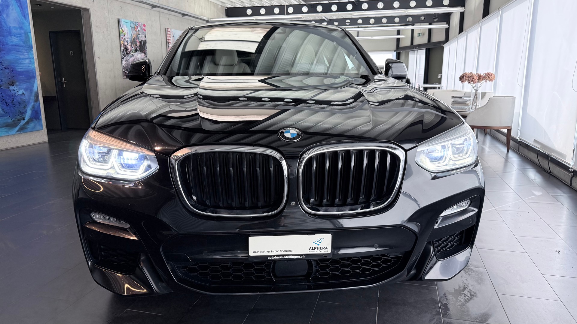 BMW X4 20d xDrive-image-12