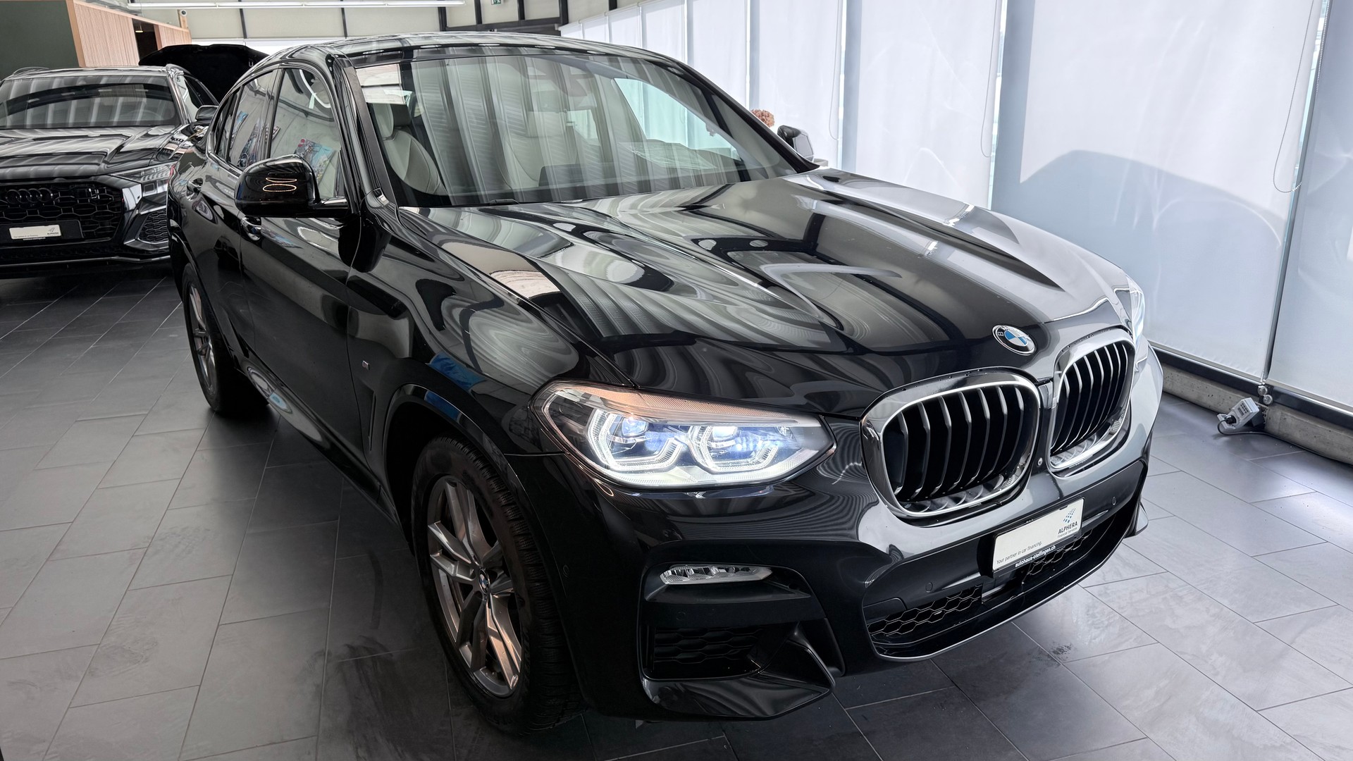 BMW X4 20d xDrive-image-1