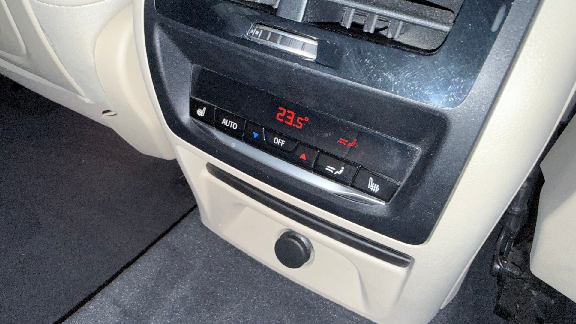 BMW X4 20d xDrive-image-30