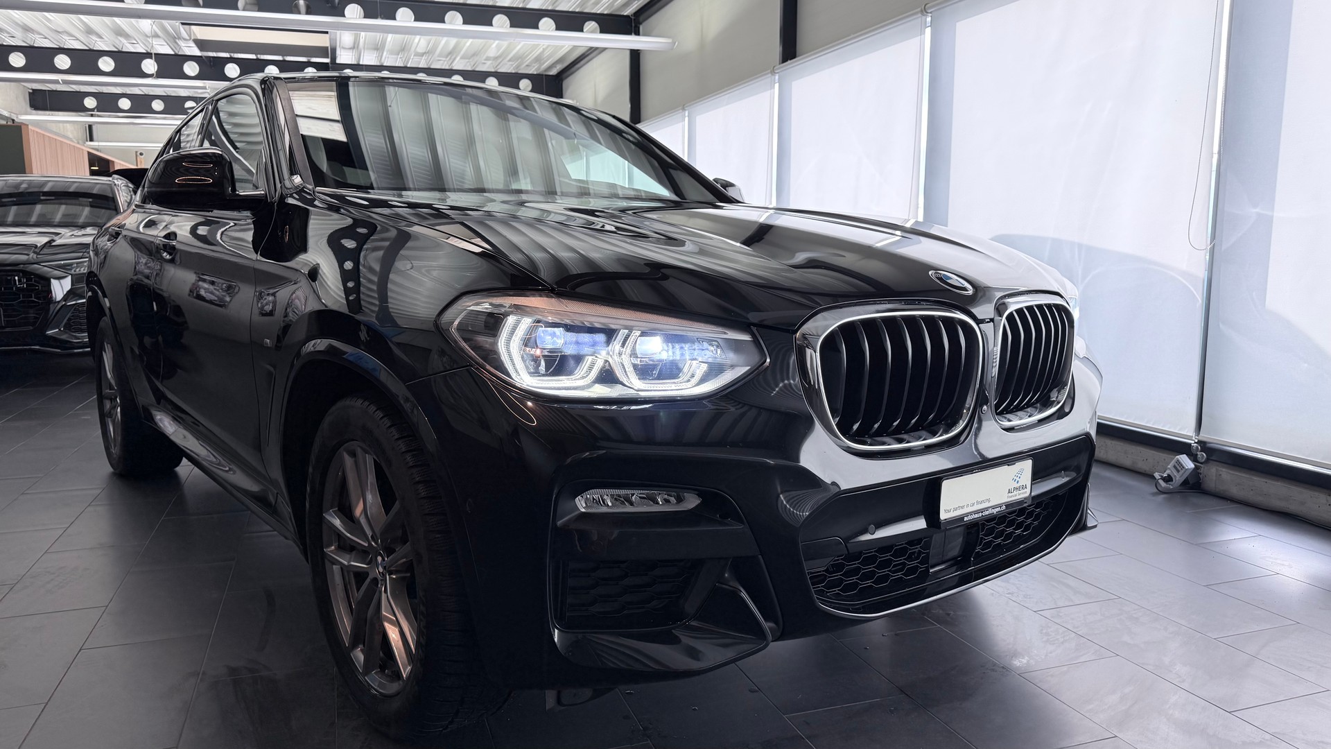 BMW X4 20d xDrive-image-2