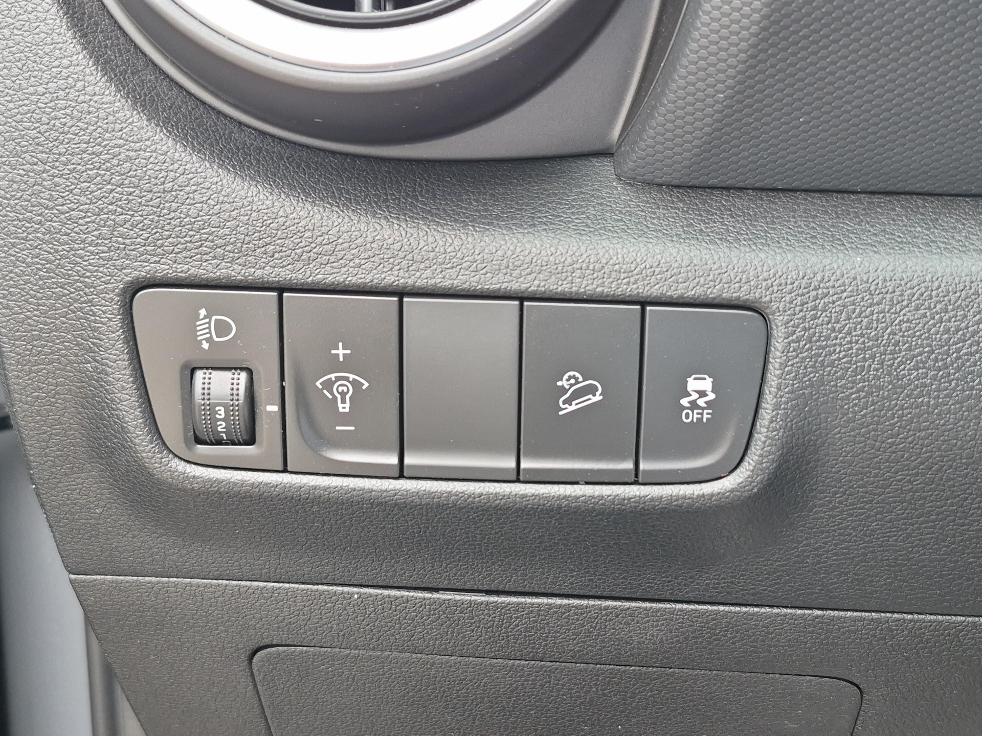 HYUNDAI Kona 1.6 T-GDi Vertex 4WD / Jetzt mit attraktivem 1.99% Leasing-image-16