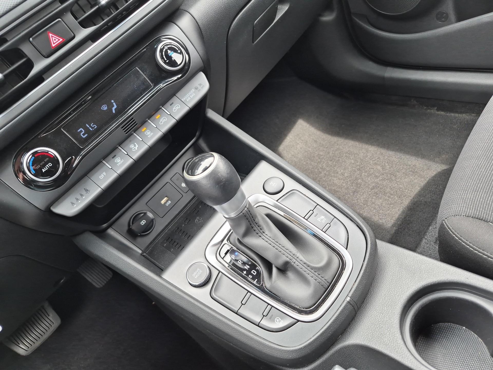 HYUNDAI Kona 1.6 T-GDi Vertex 4WD / Jetzt mit attraktivem 1.99% Leasing-image-13