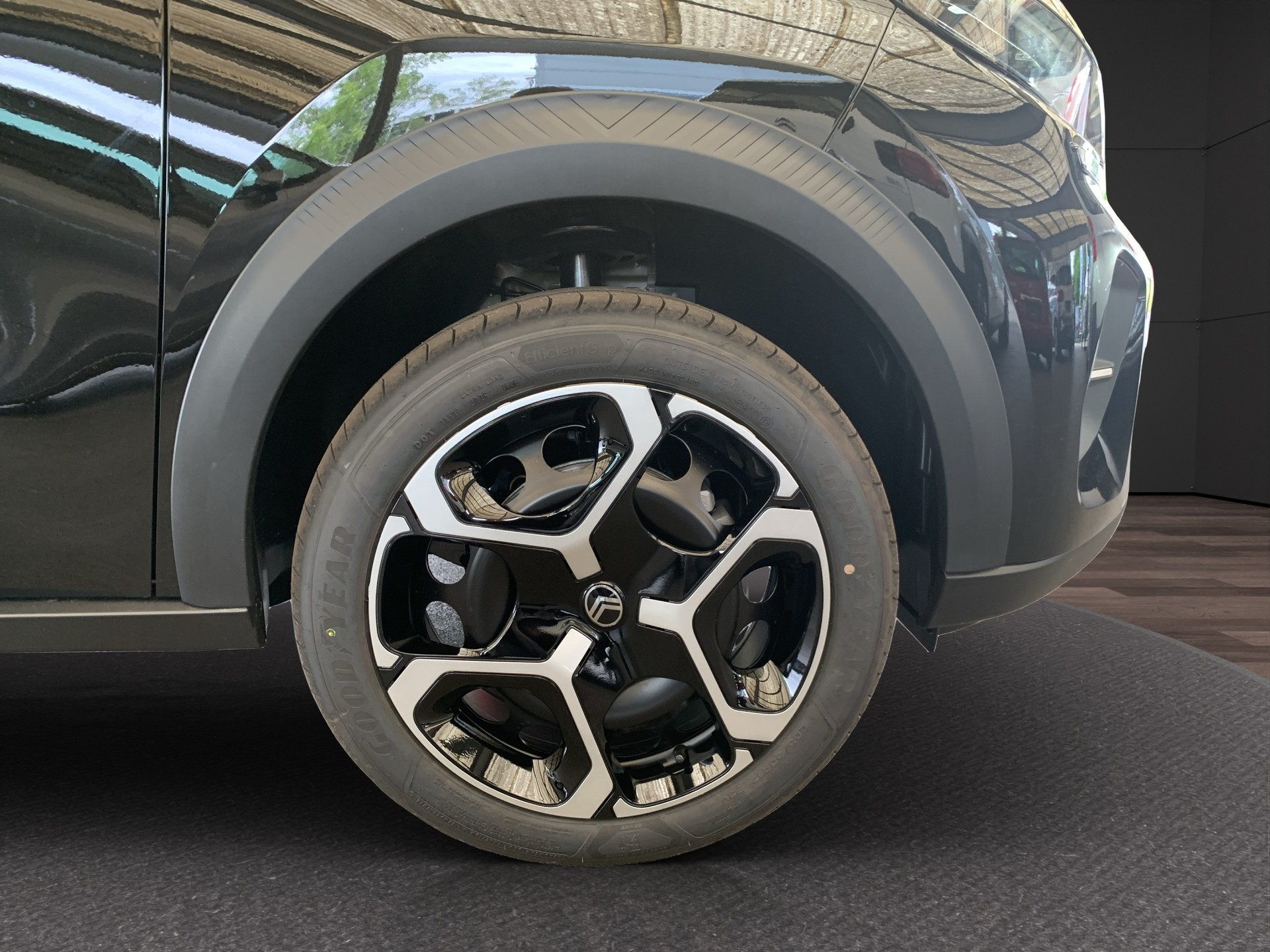 CITROEN C3 1.2 Hybrid Plus-image-4