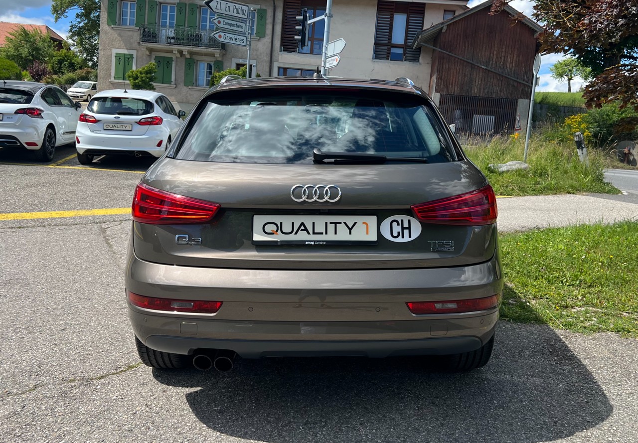 AUDI Q3 2.0 TFSI quattro S-tronic-image-1