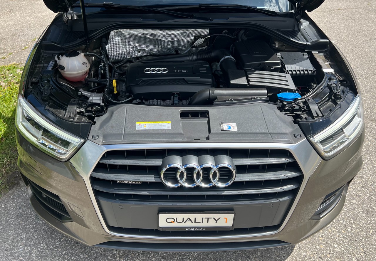 AUDI Q3 2.0 TFSI quattro S-tronic-image-12