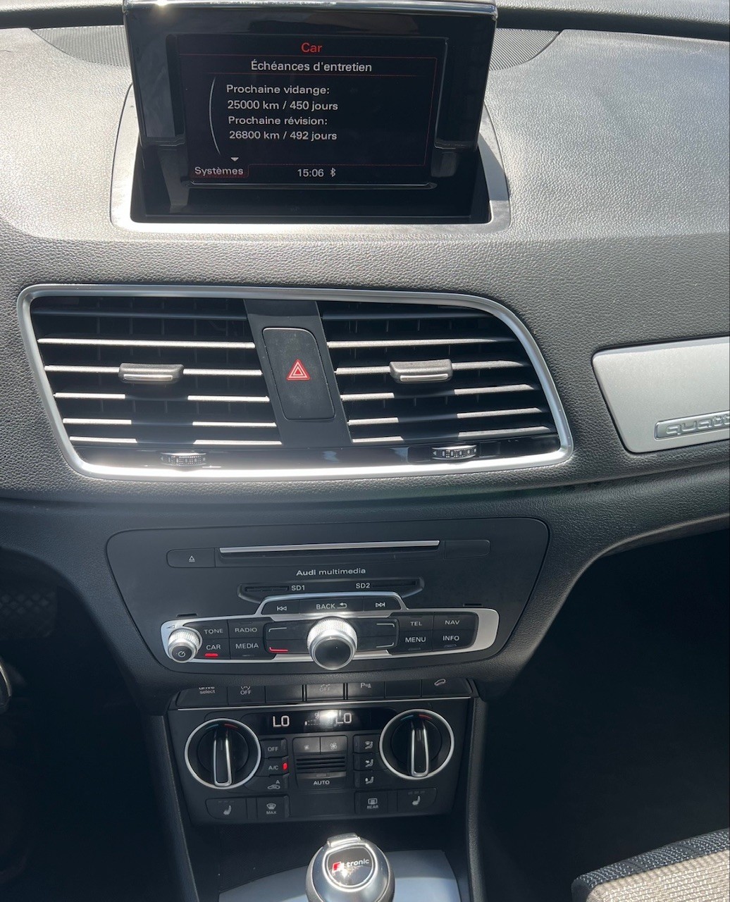 AUDI Q3 2.0 TFSI quattro S-tronic-image-11