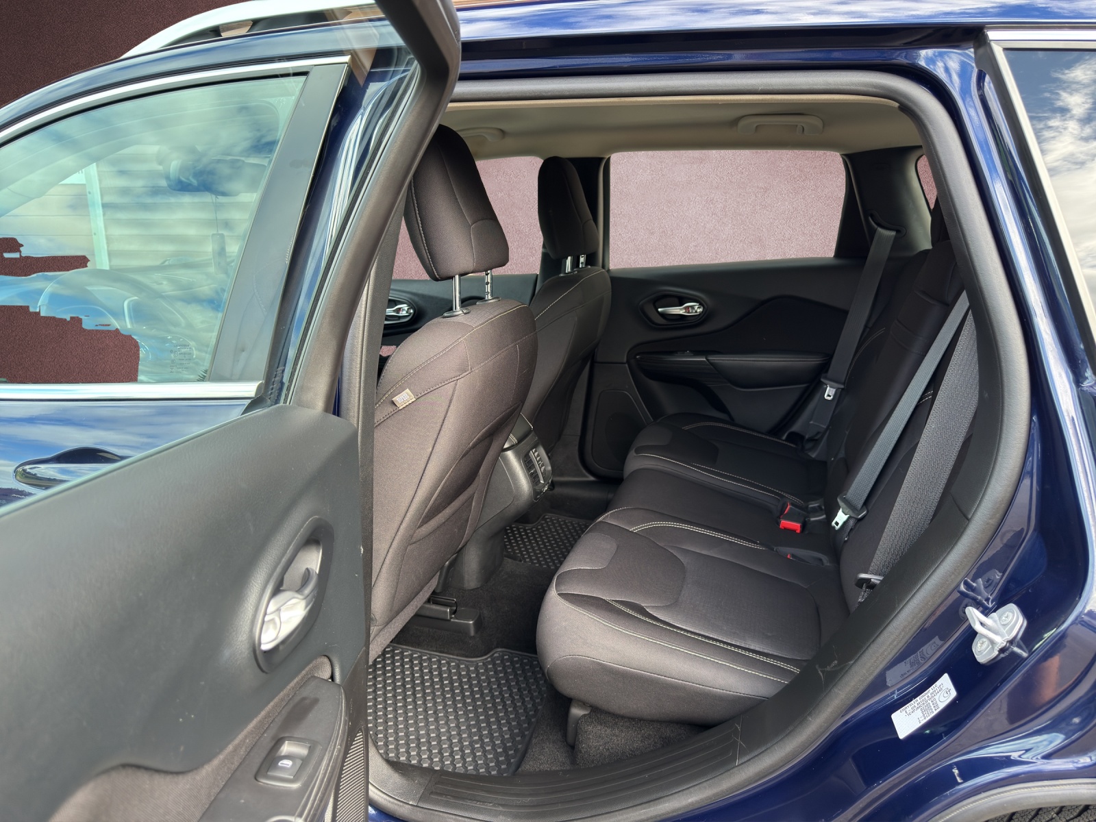 JEEP Jeep Cherokee 2.4 Liter Longitude 4x4-image-7