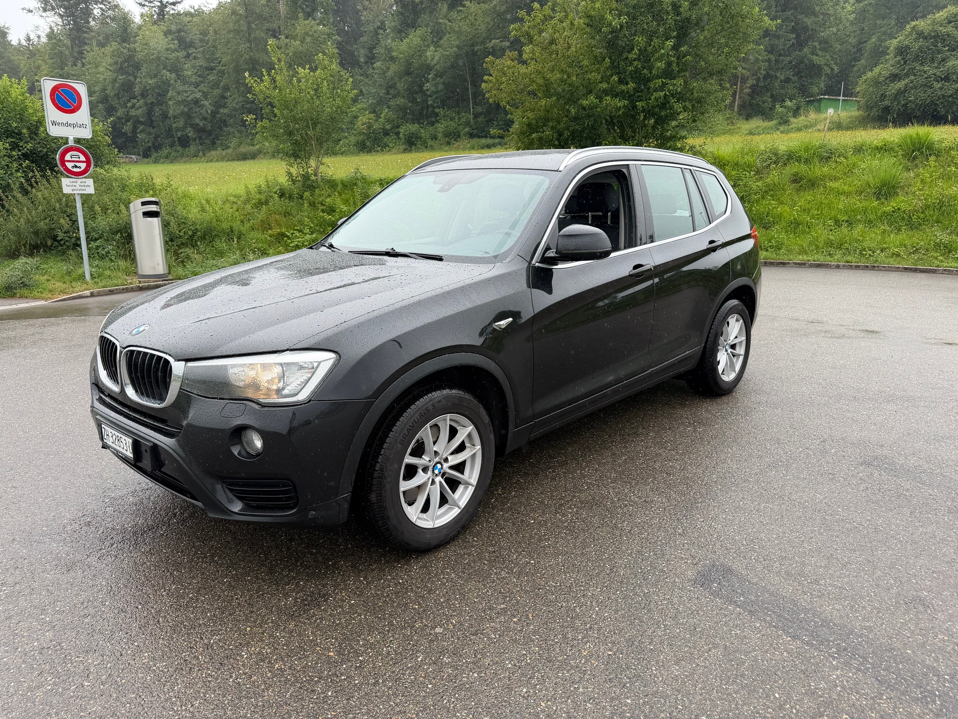 BMW X3-image-0