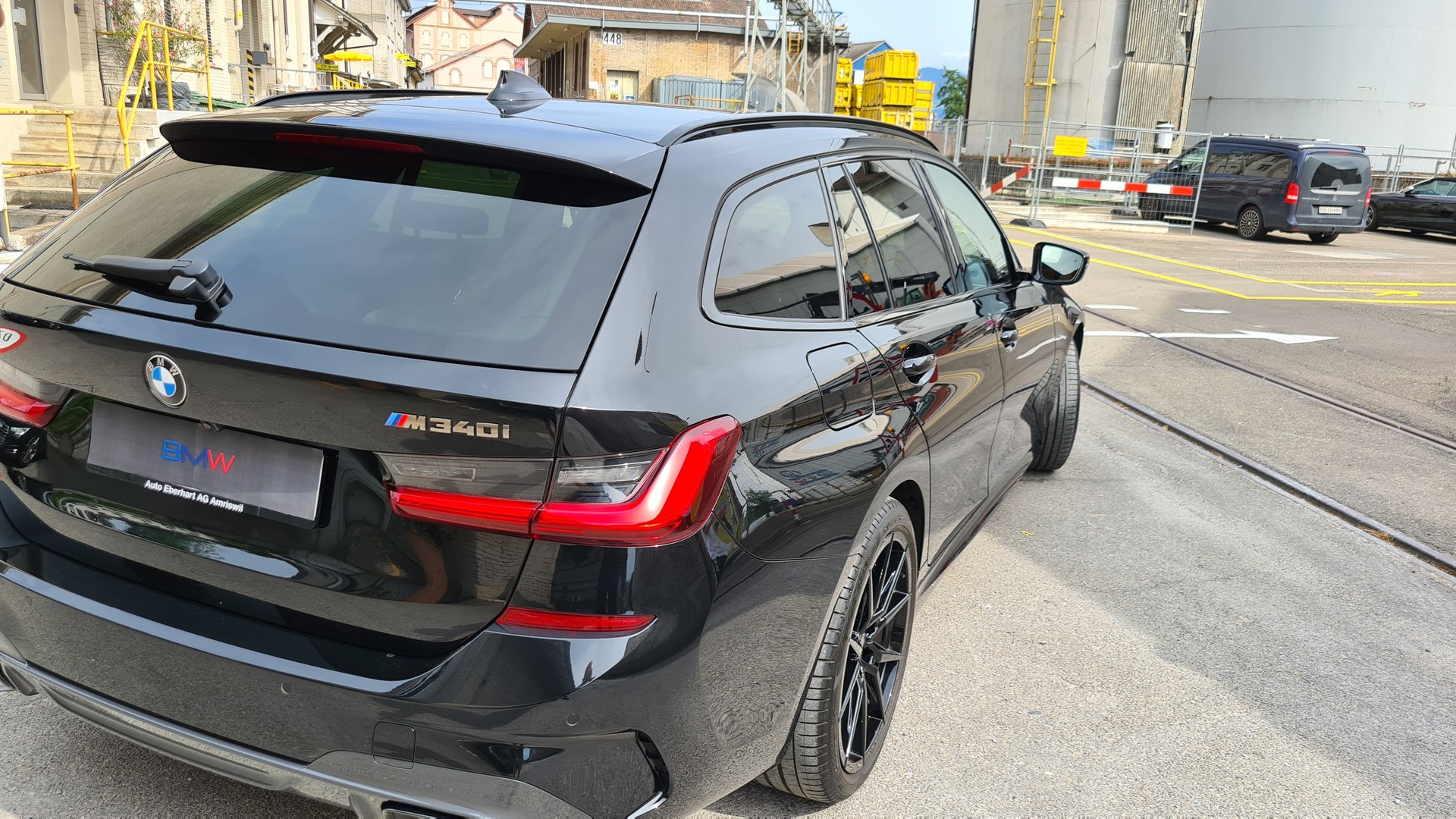 BMW M340i xDrive-image-3