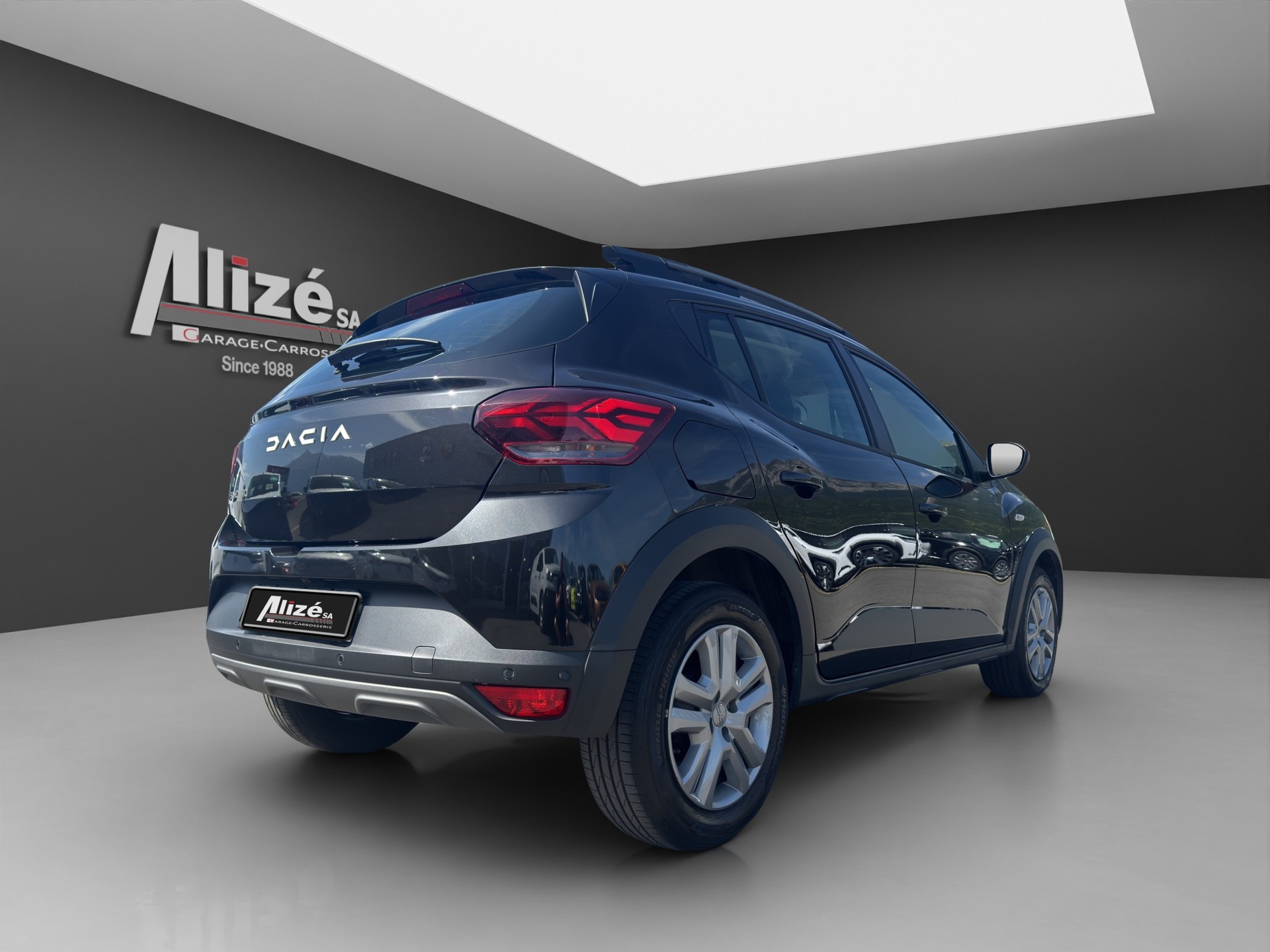 DACIA Sandero Stepway TCe 110 Extreme+-image-6