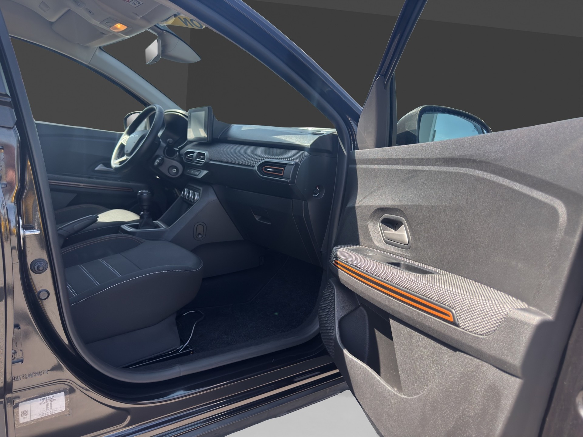 DACIA Sandero Stepway TCe 110 Extreme+-image-15