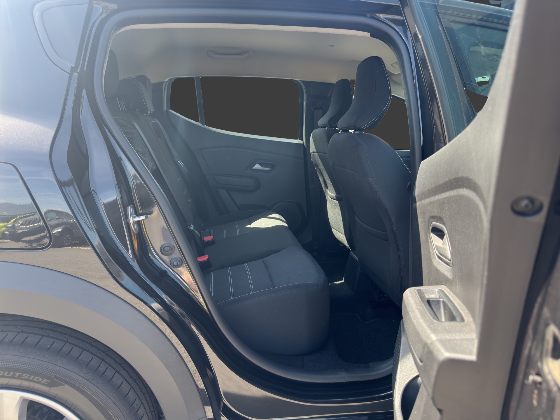 DACIA Sandero Stepway TCe 110 Extreme+-image-17