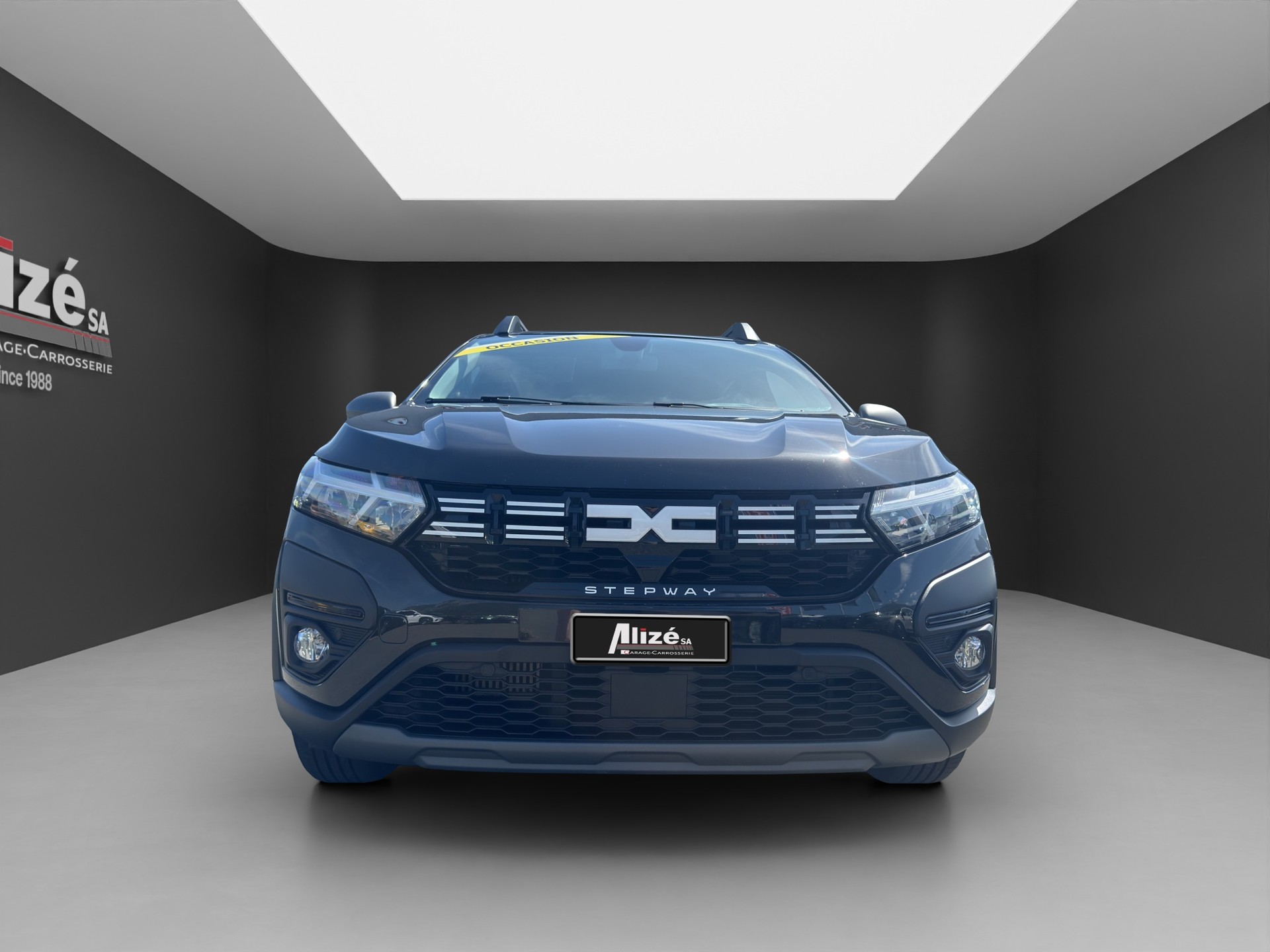 DACIA Sandero Stepway TCe 110 Extreme+-image-1