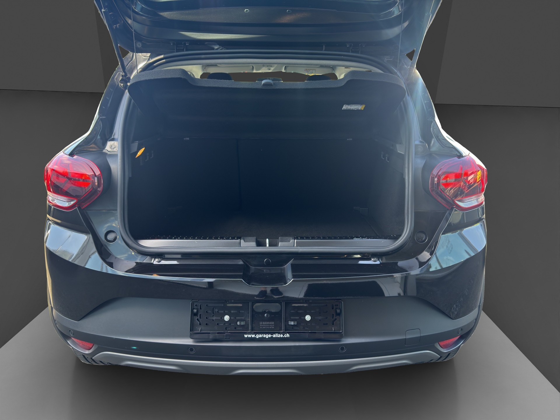 DACIA Sandero Stepway TCe 110 Extreme+-image-18