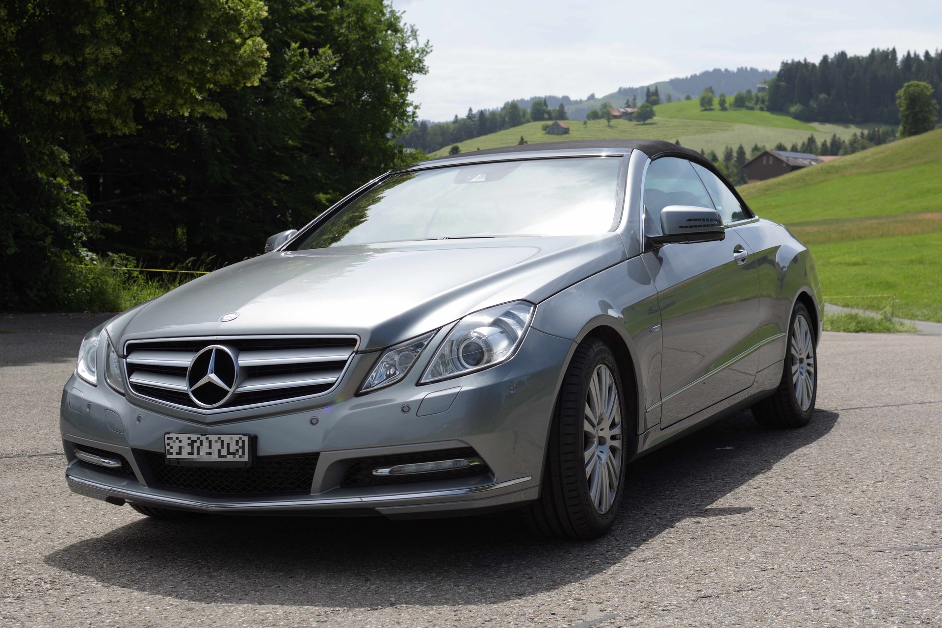 MERCEDES-BENZ E 250 BlueEF Elegance-image-0