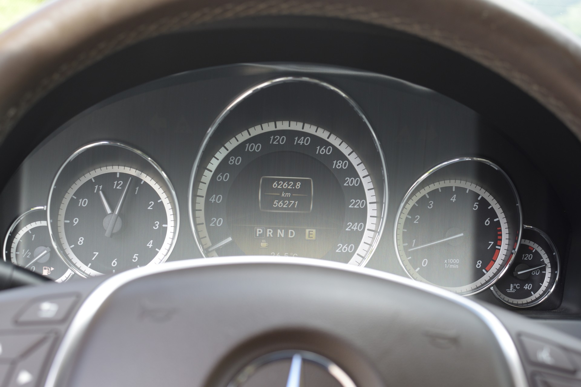 MERCEDES-BENZ E 250 BlueEF Elegance-image-5