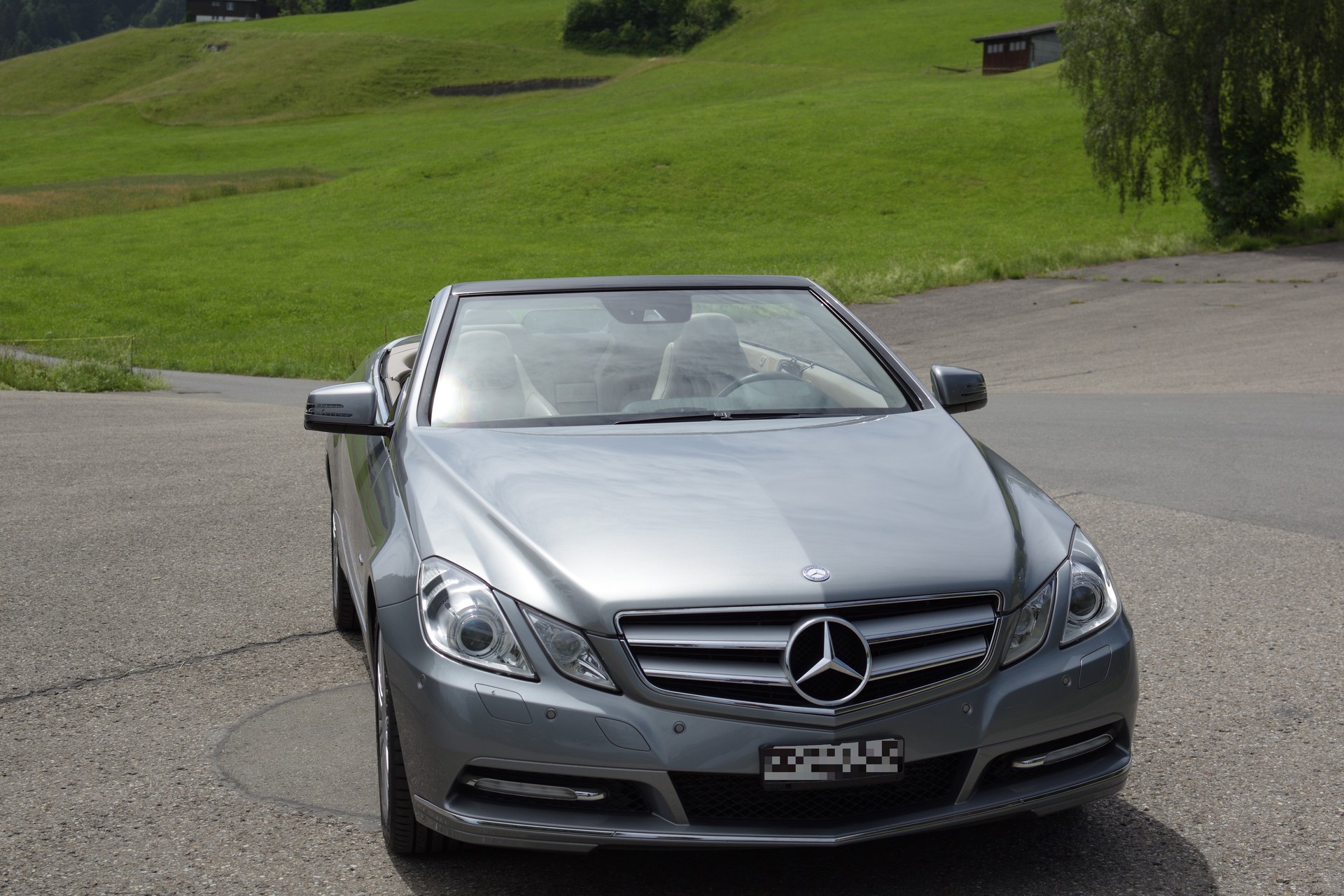 MERCEDES-BENZ E 250 BlueEF Elegance-image-2