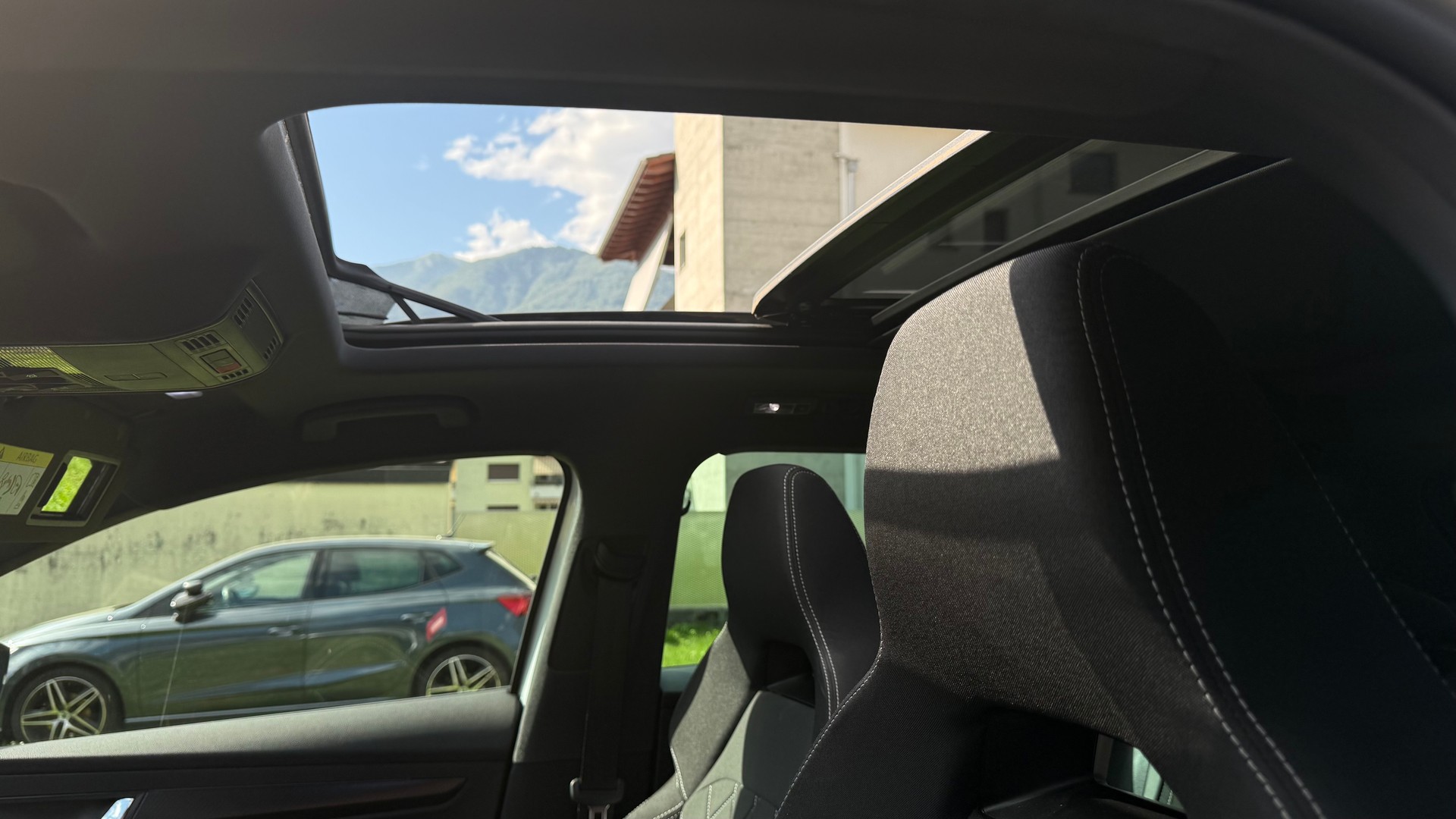 SKODA Karoq 2.0 TSI SportLine 4x4 DSG-image-7