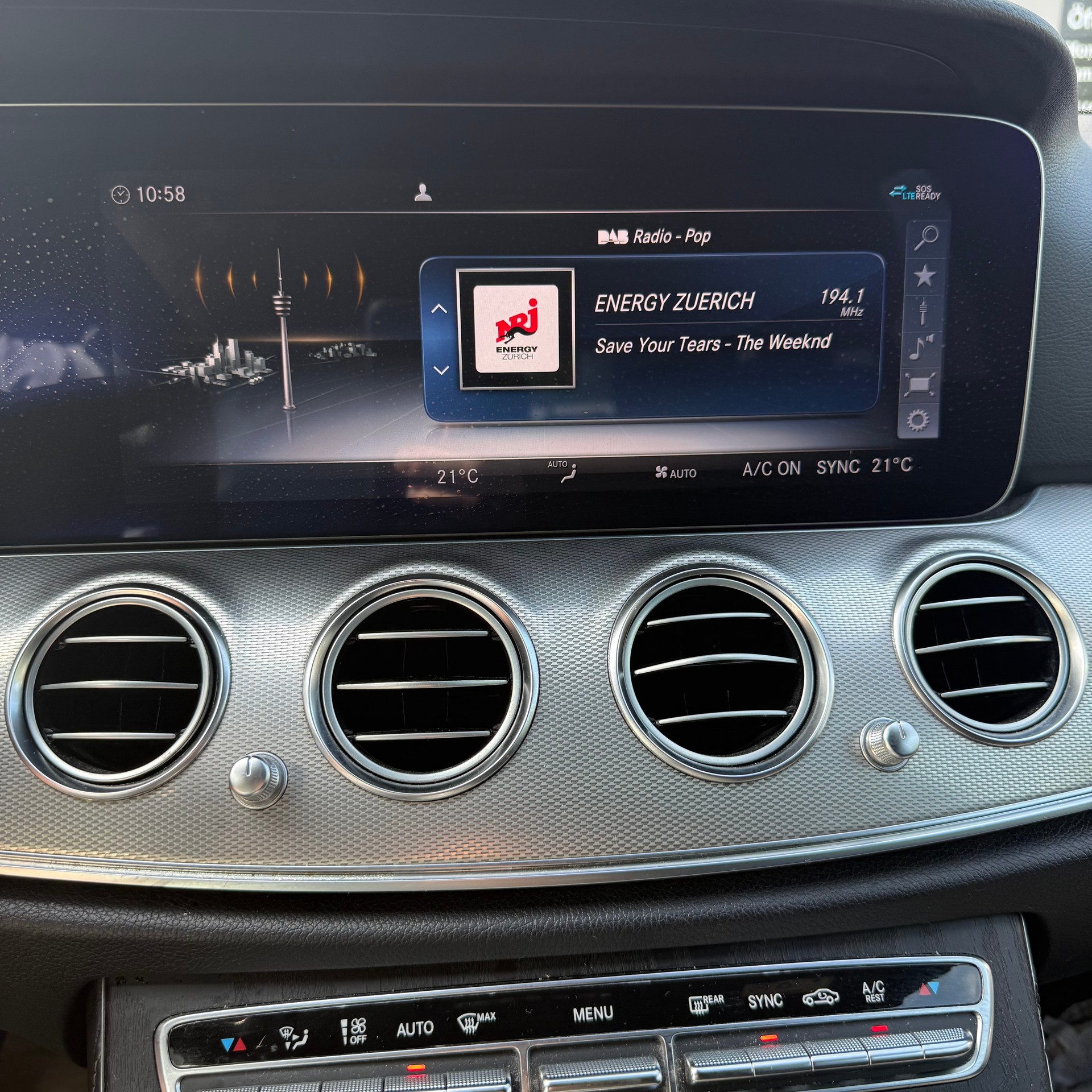 MERCEDES-BENZ E 200 Avantgarde 4 Matic 9G-Tronic *LEDER-SITZE*-image-14