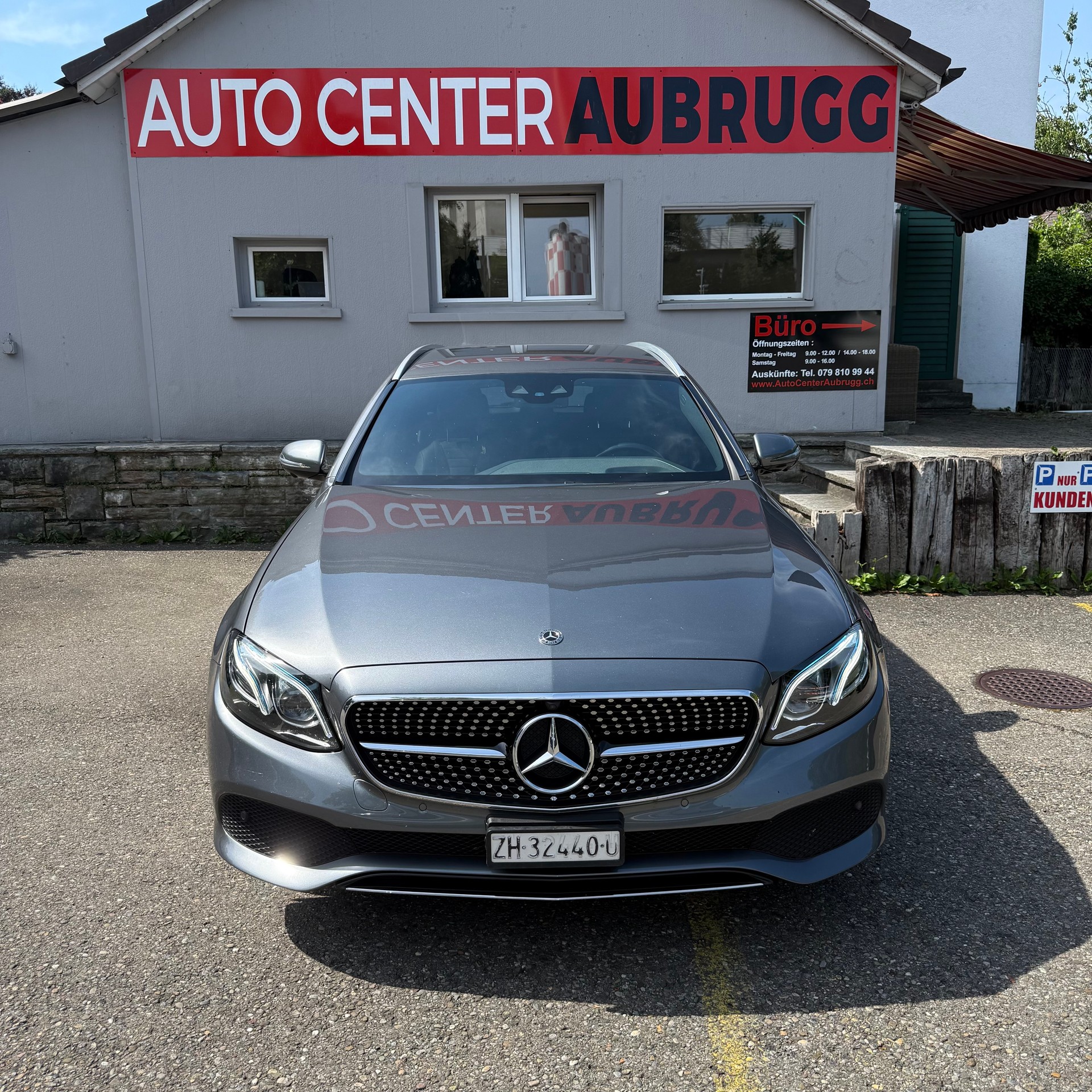 MERCEDES-BENZ E 200 Avantgarde 4 Matic 9G-Tronic *LEDER-SITZE*-image-2