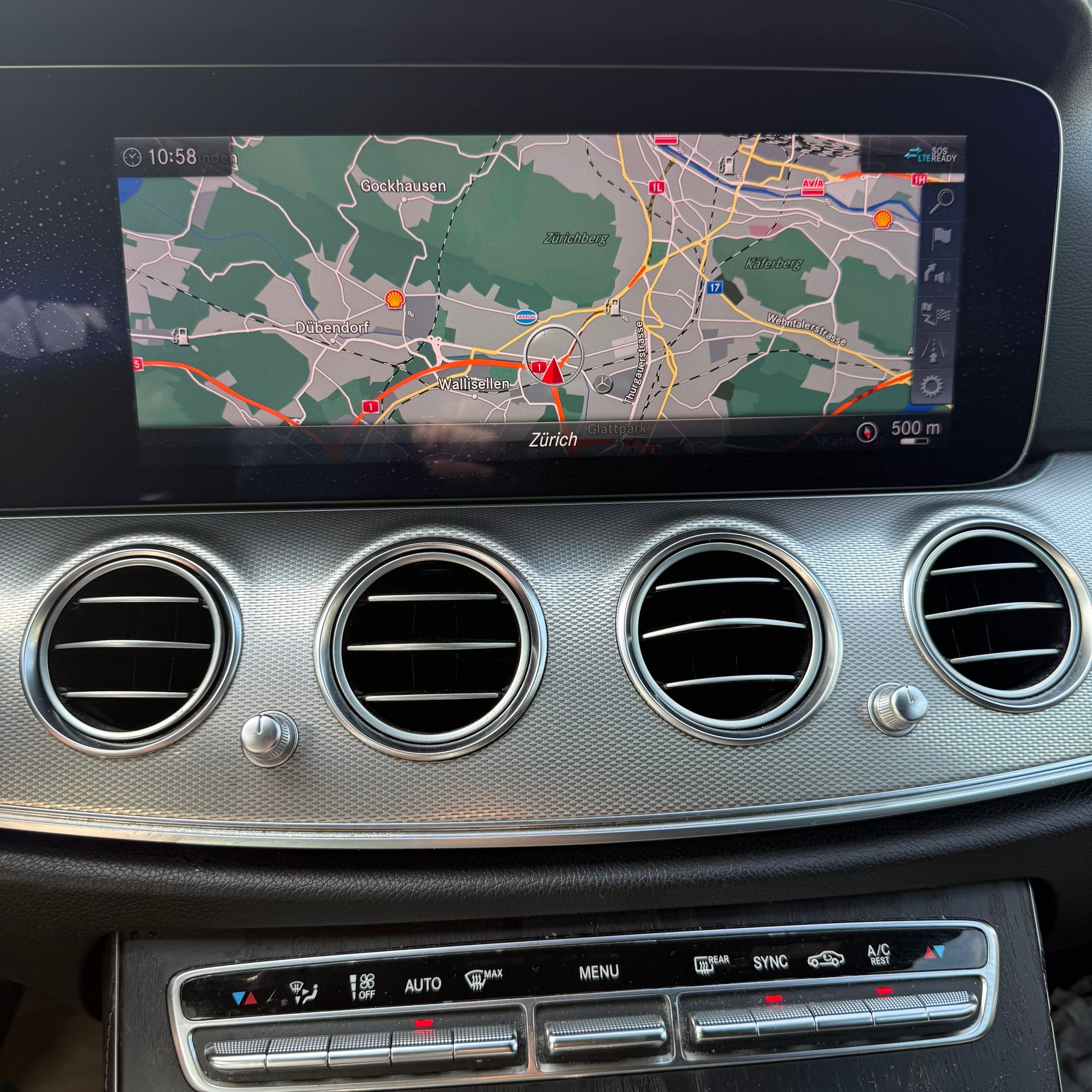 MERCEDES-BENZ E 200 Avantgarde 4 Matic 9G-Tronic *LEDER-SITZE*-image-16