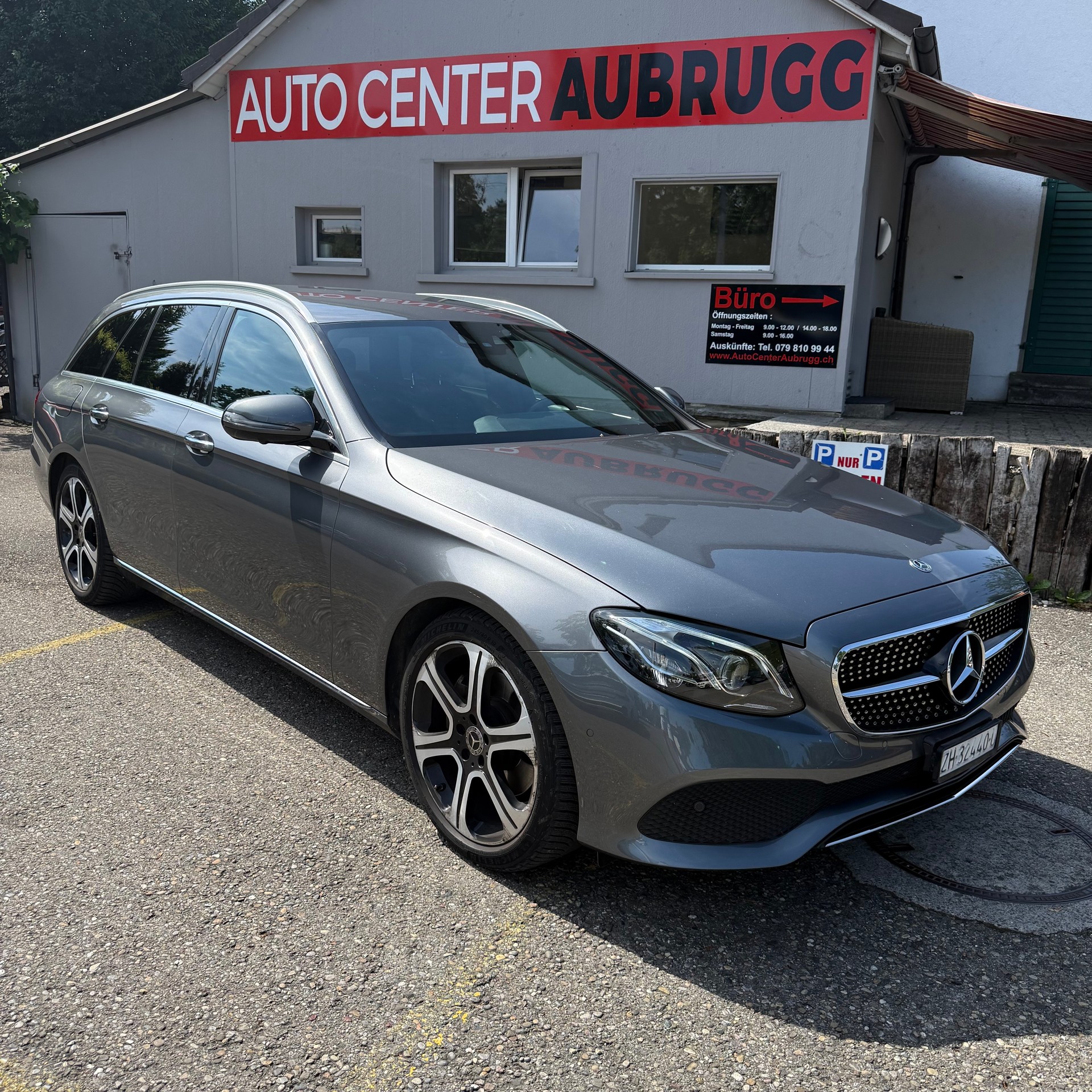 MERCEDES-BENZ E 200 Avantgarde 4 Matic 9G-Tronic *LEDER-SITZE*-image-8