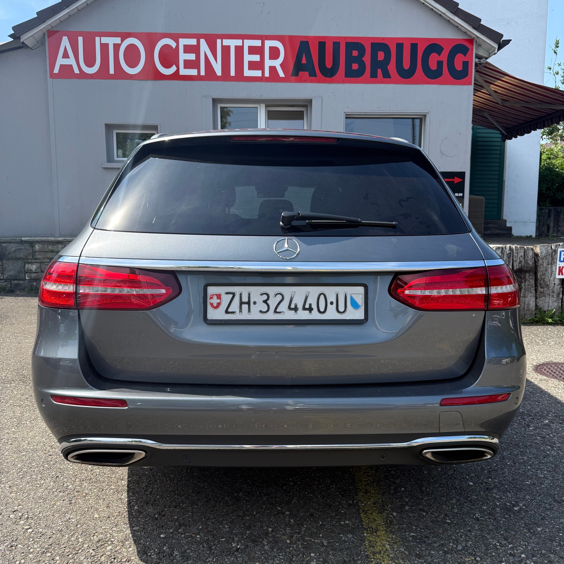 MERCEDES-BENZ E 200 Avantgarde 4 Matic 9G-Tronic *LEDER-SITZE*-image-5