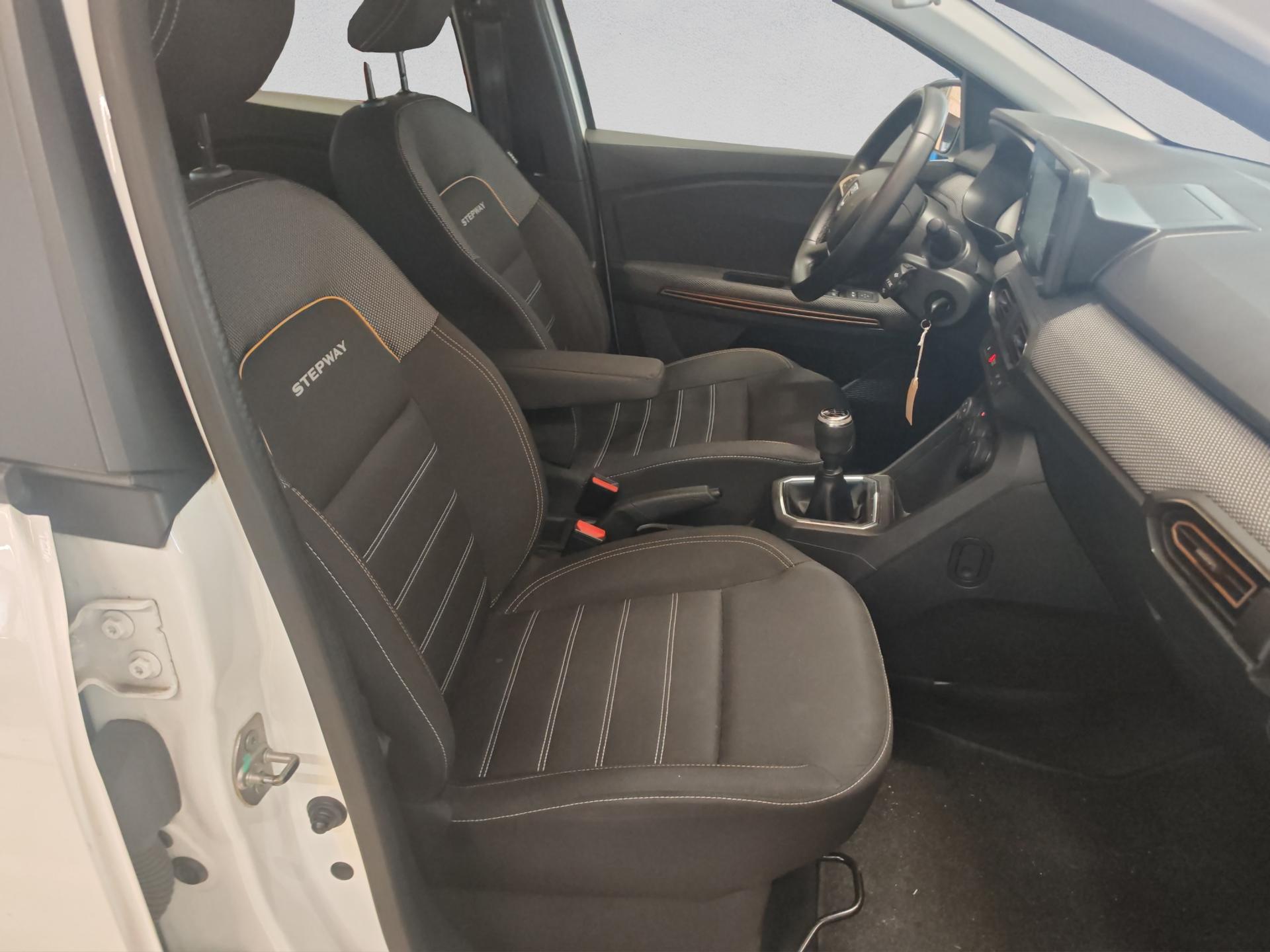 DACIA Sandero Stepway TCe 90 Comfort-image-15