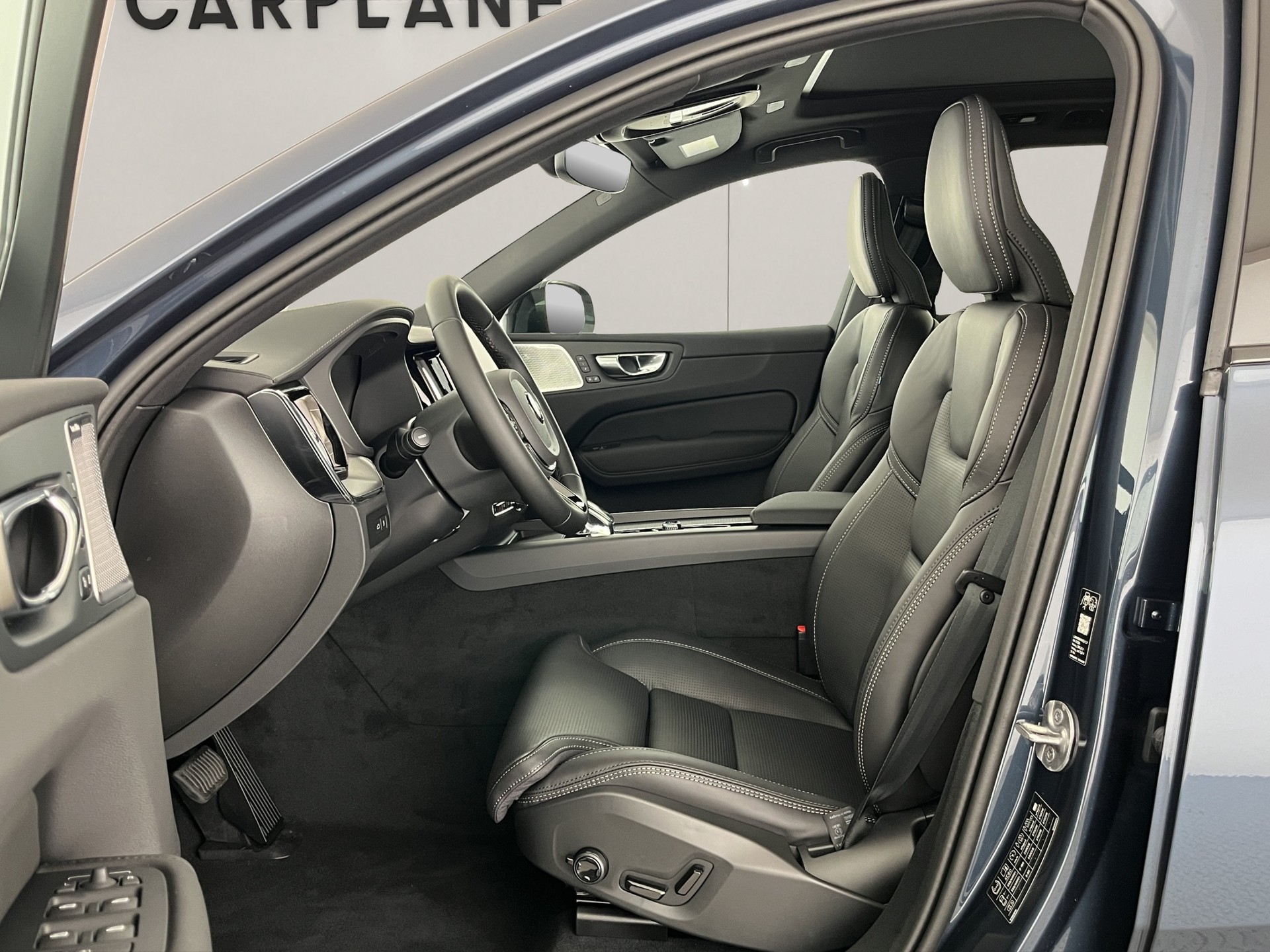 VOLVO XC60 2.0 T8 TE Ultra Dark eAWD-image-7