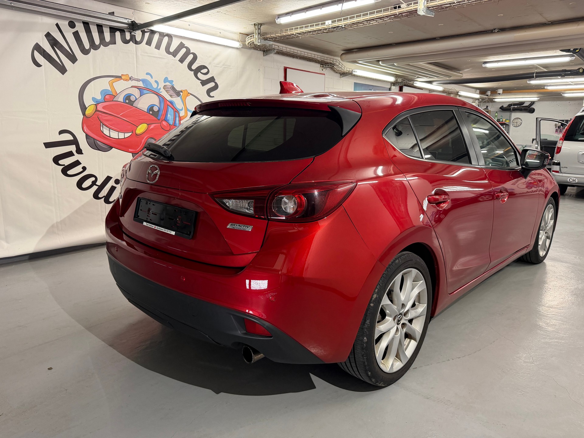 MAZDA 3 2.0 16V Revolution-image-3