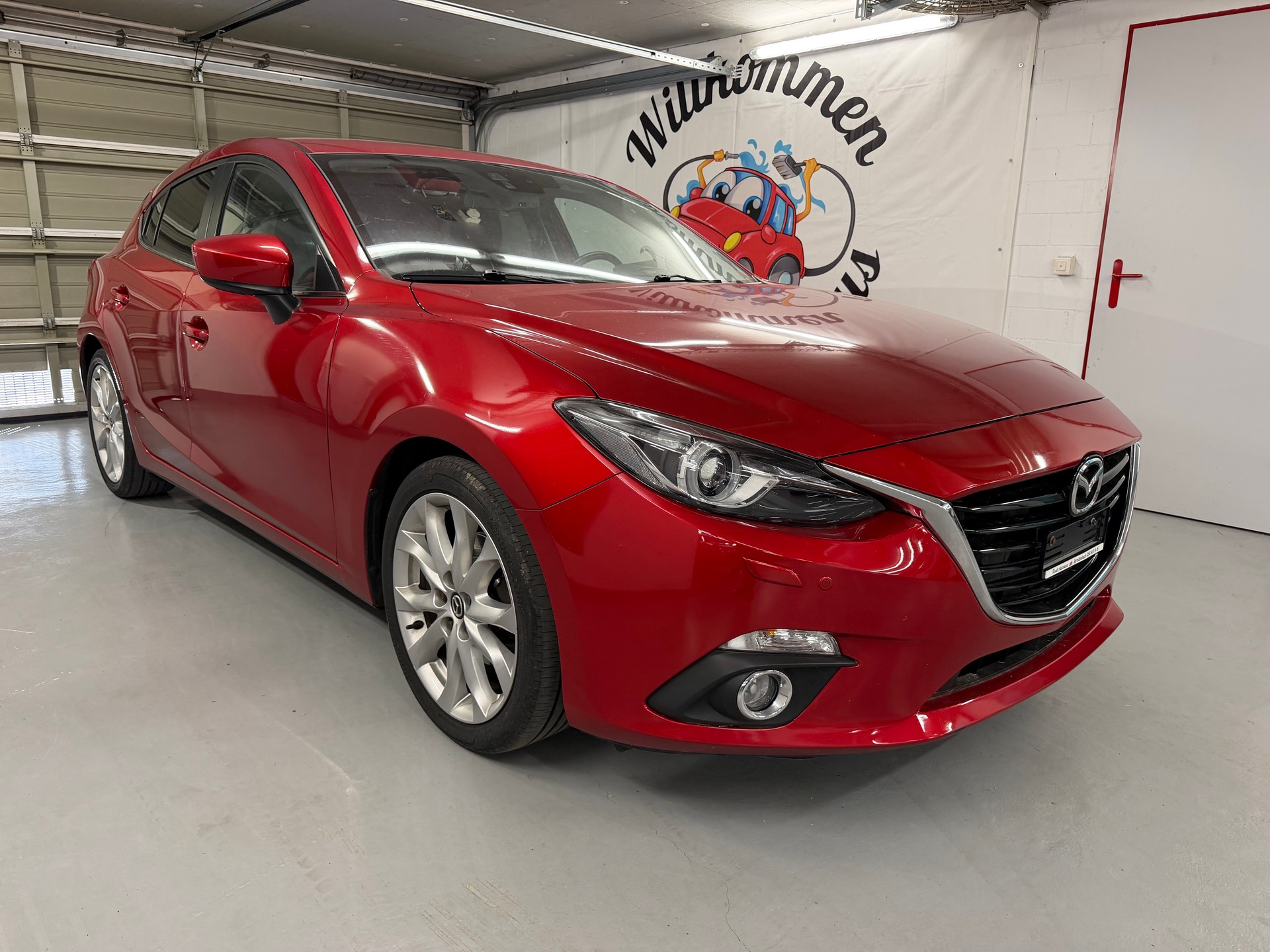 MAZDA 3 2.0 16V Revolution-image-1