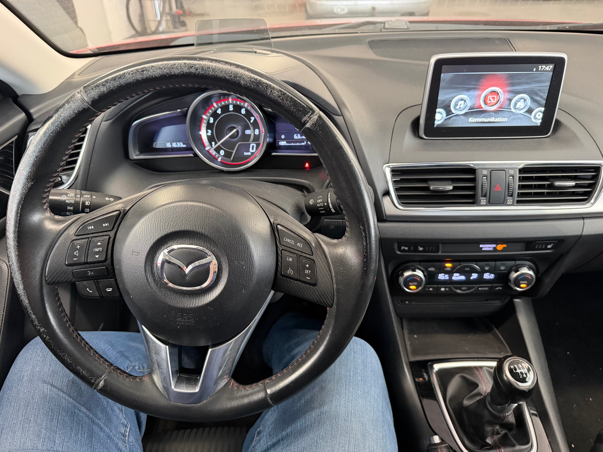 MAZDA 3 2.0 16V Revolution-image-10