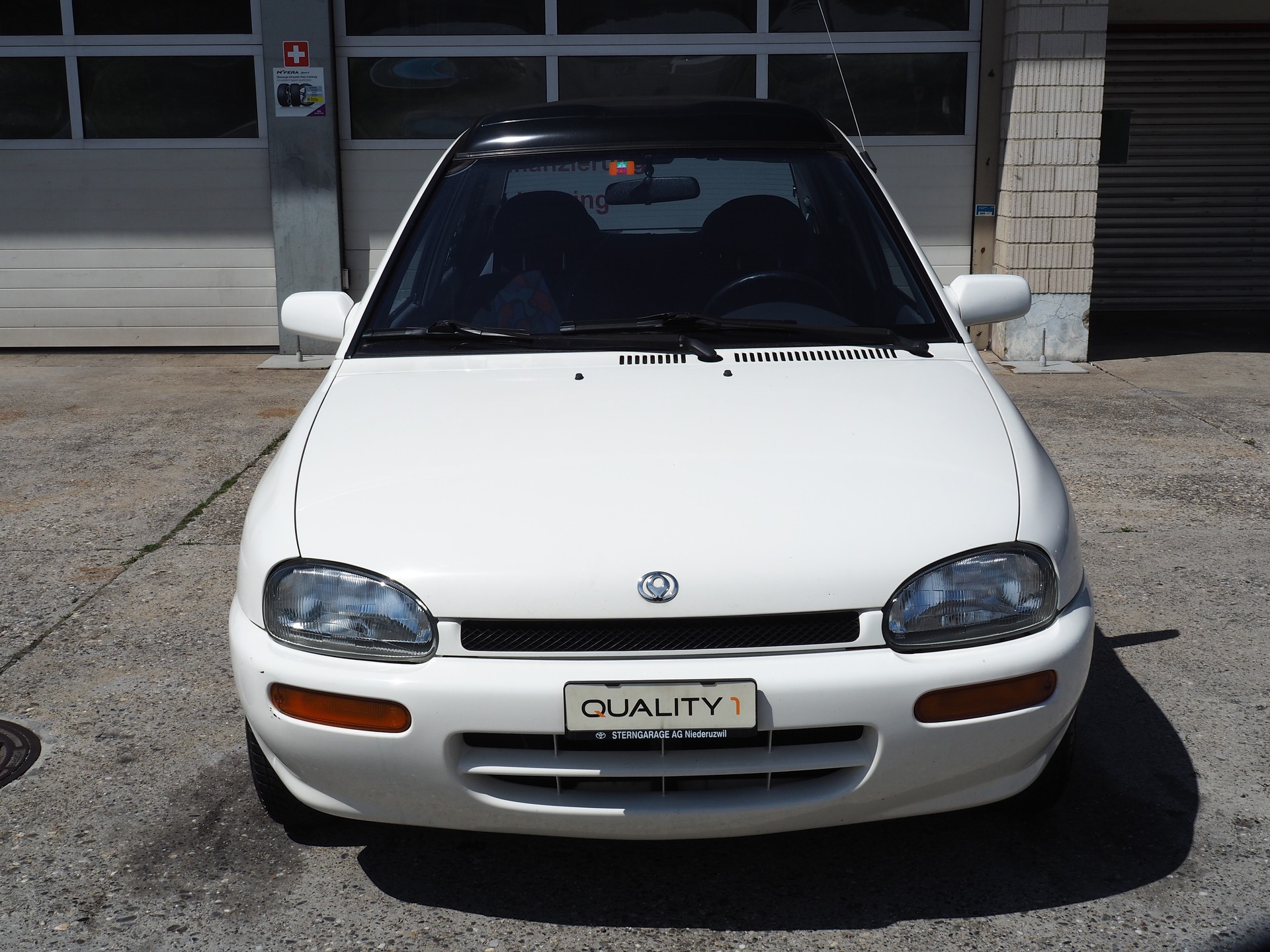 MAZDA 121 1.3i-16 LX Cabrio Top-image-3