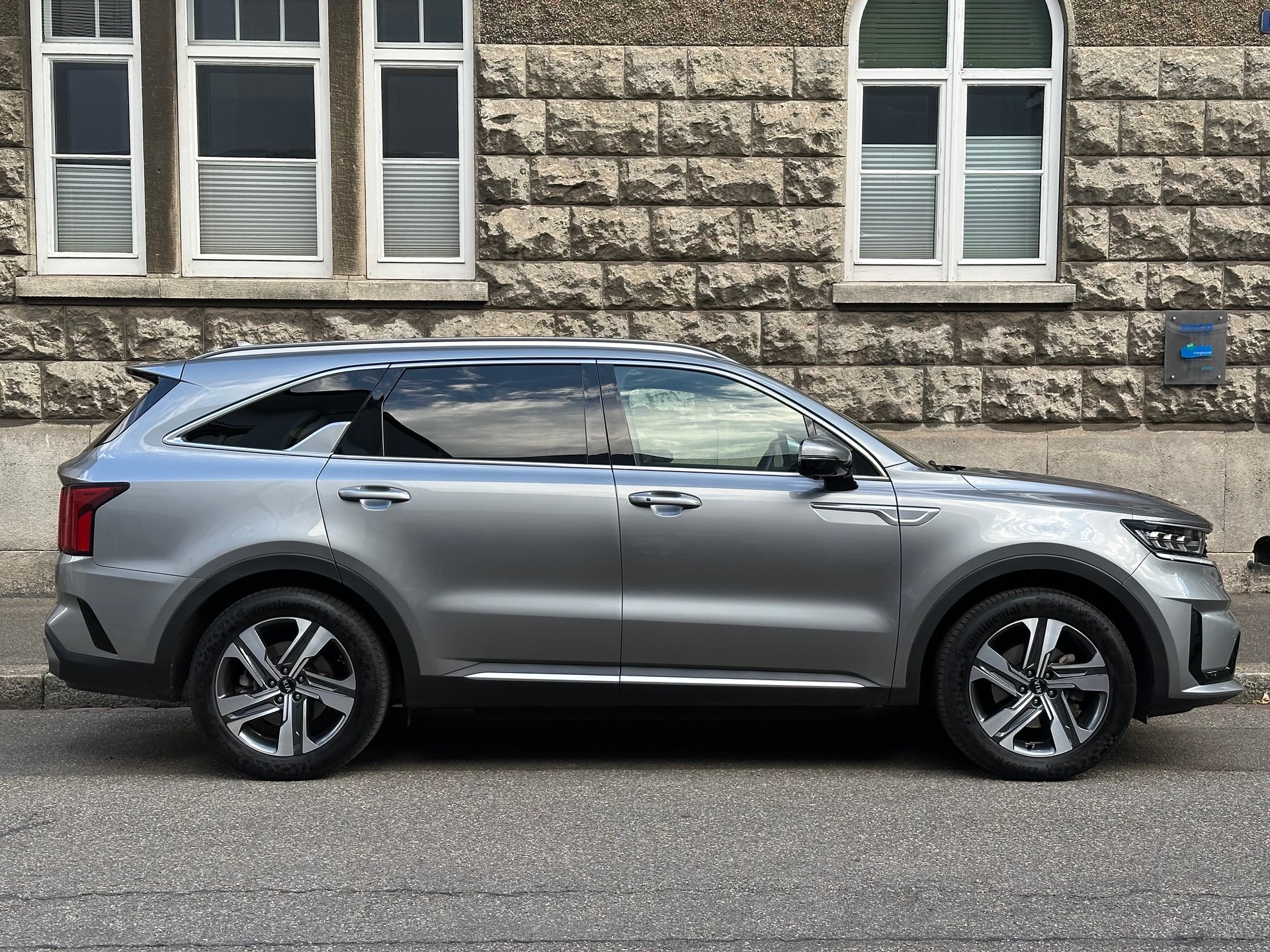 KIA Sorento 1.6 T-GDi HEV 7P. Style-image-2