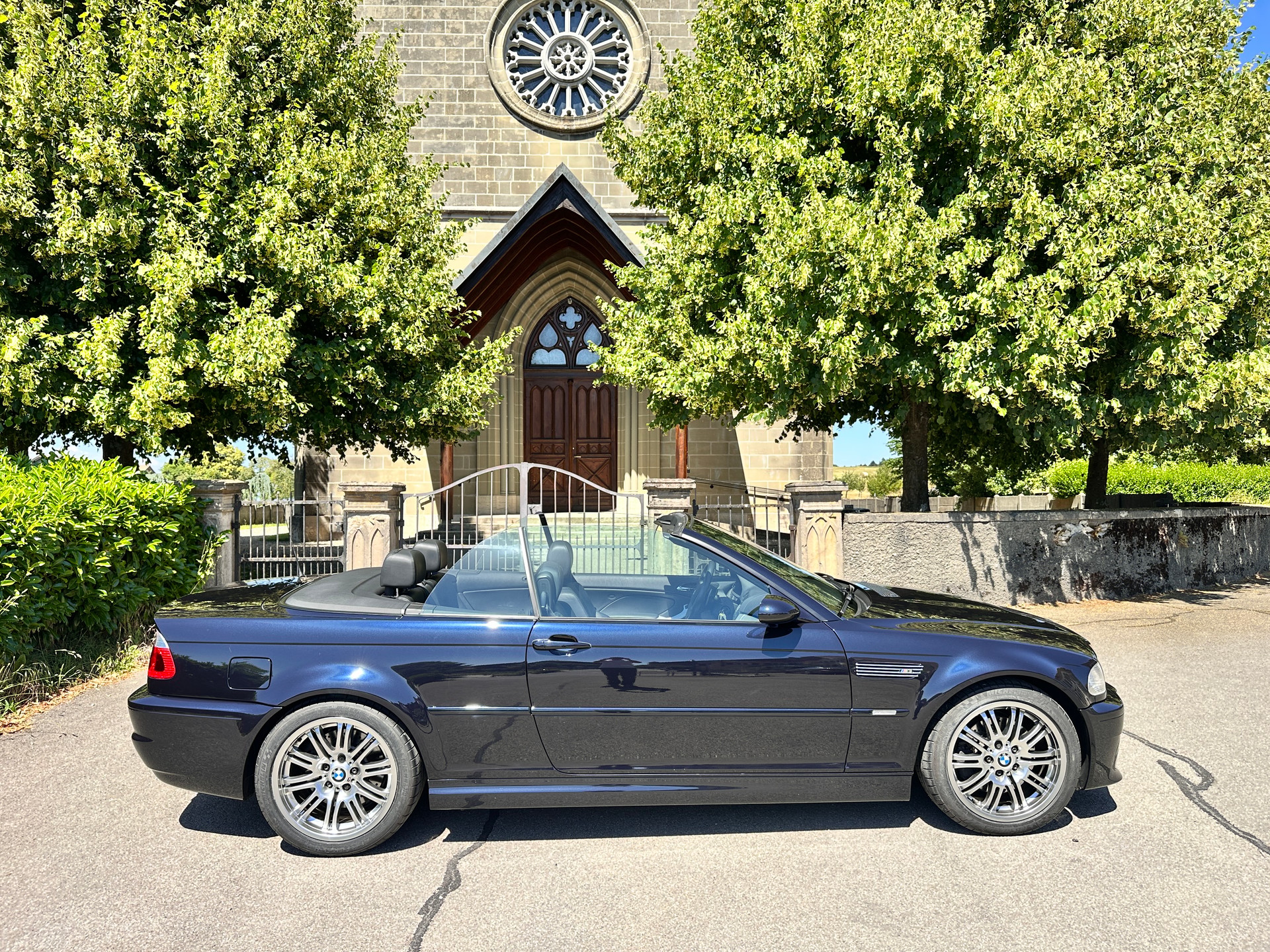 BMW M3 Cabriolet-image-3