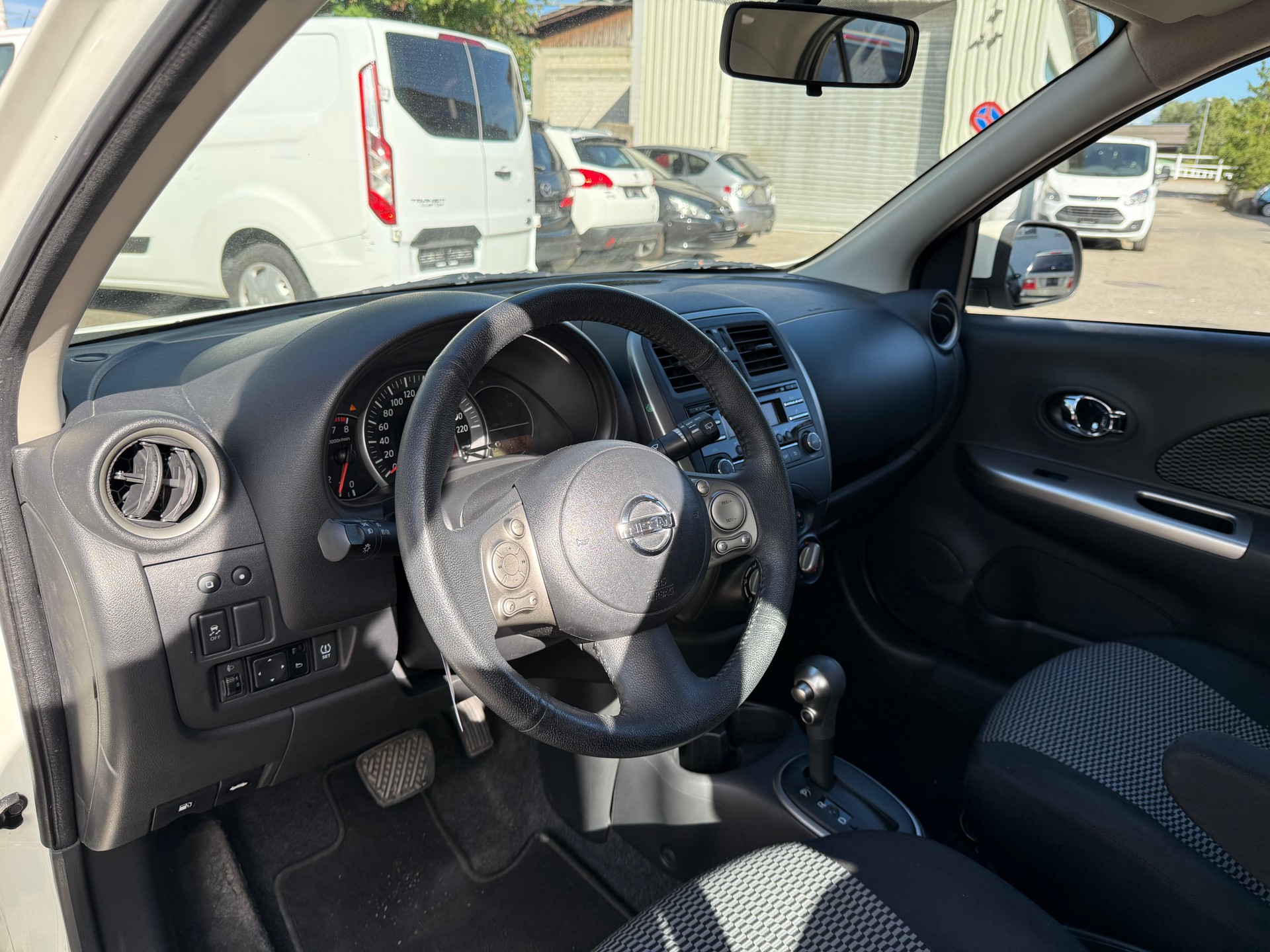 NISSAN Micra 1.2 acenta CVT-image-5