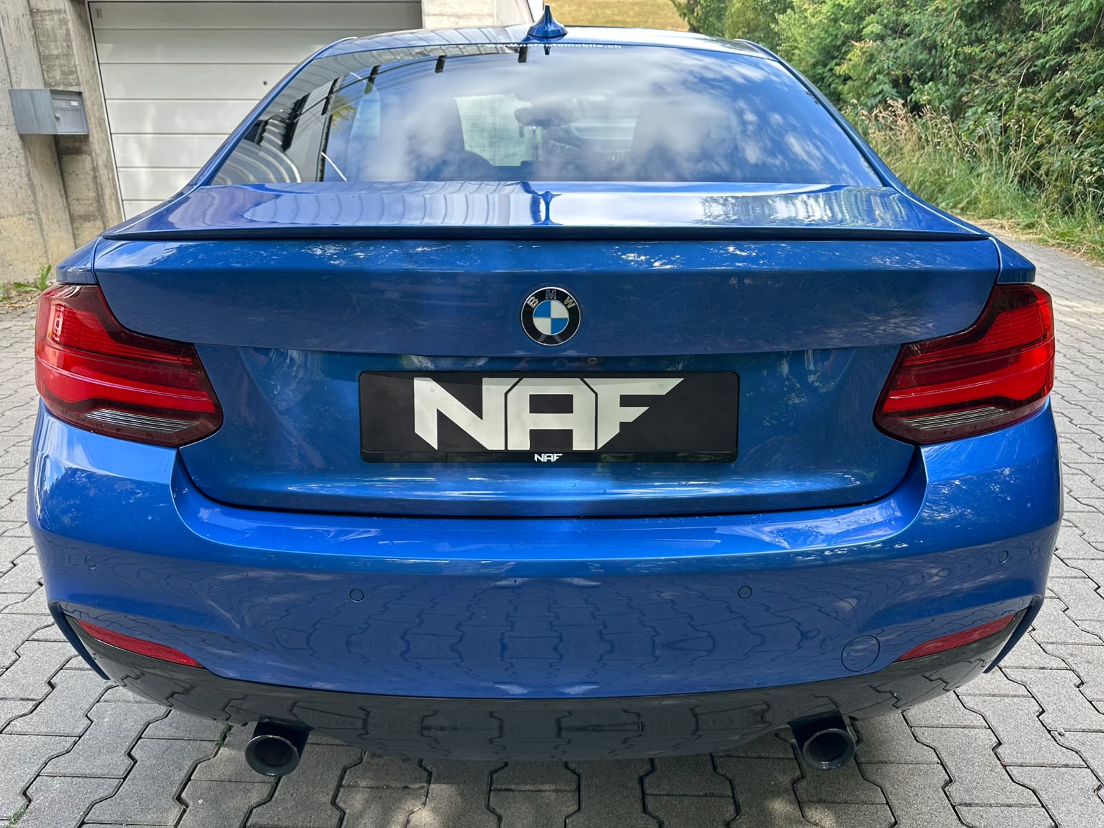 BMW M240i xDrive Steptronic-image-3