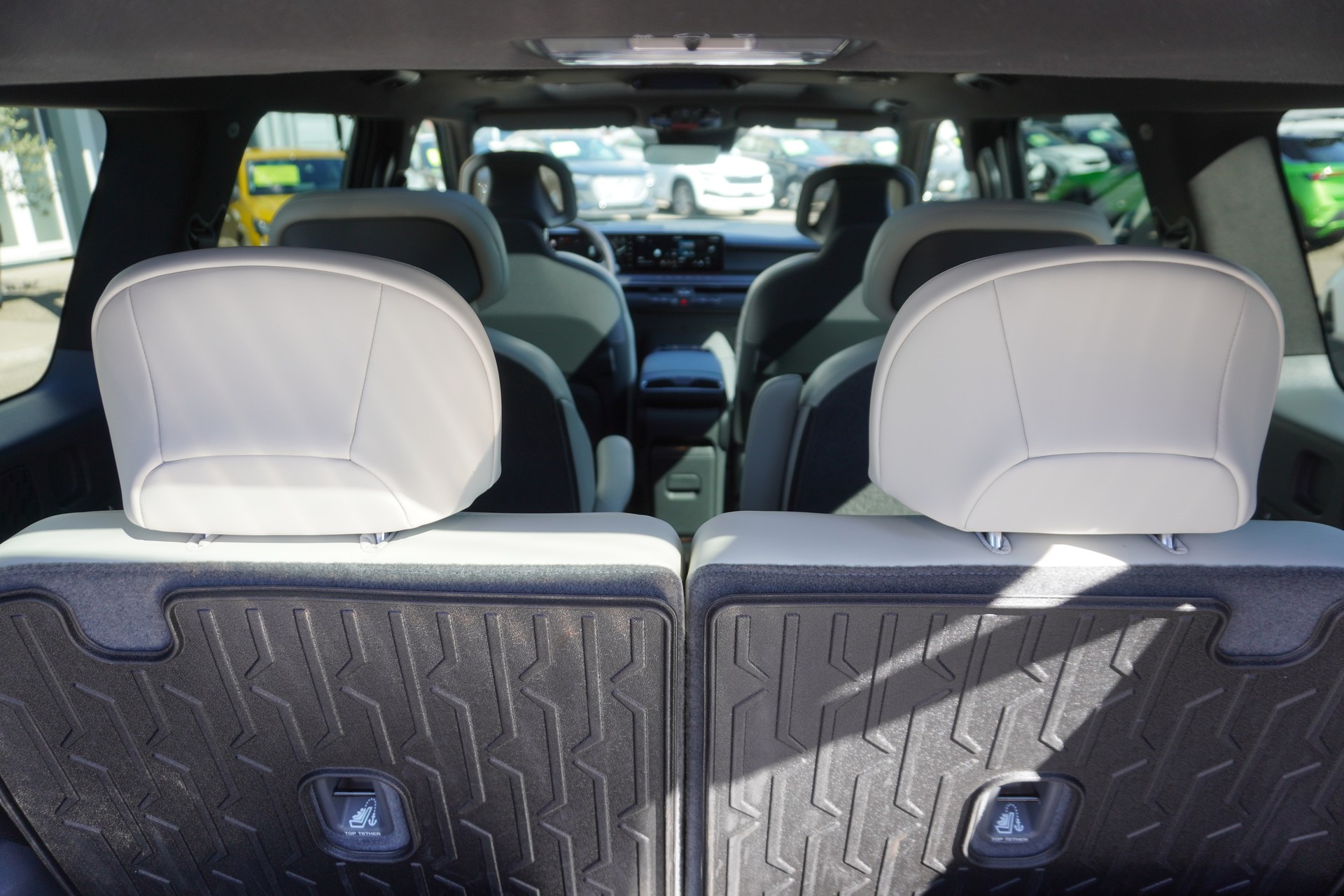 KIA EV9 99,8 kWh GT-Line 4x4-image-13