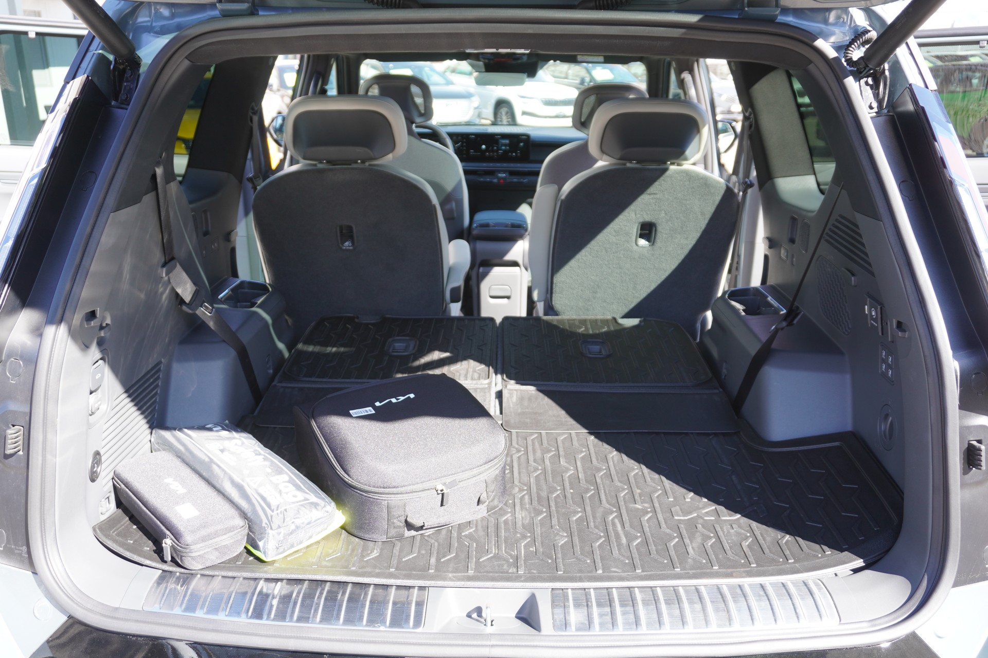 KIA EV9 99,8 kWh GT-Line 4x4-image-17