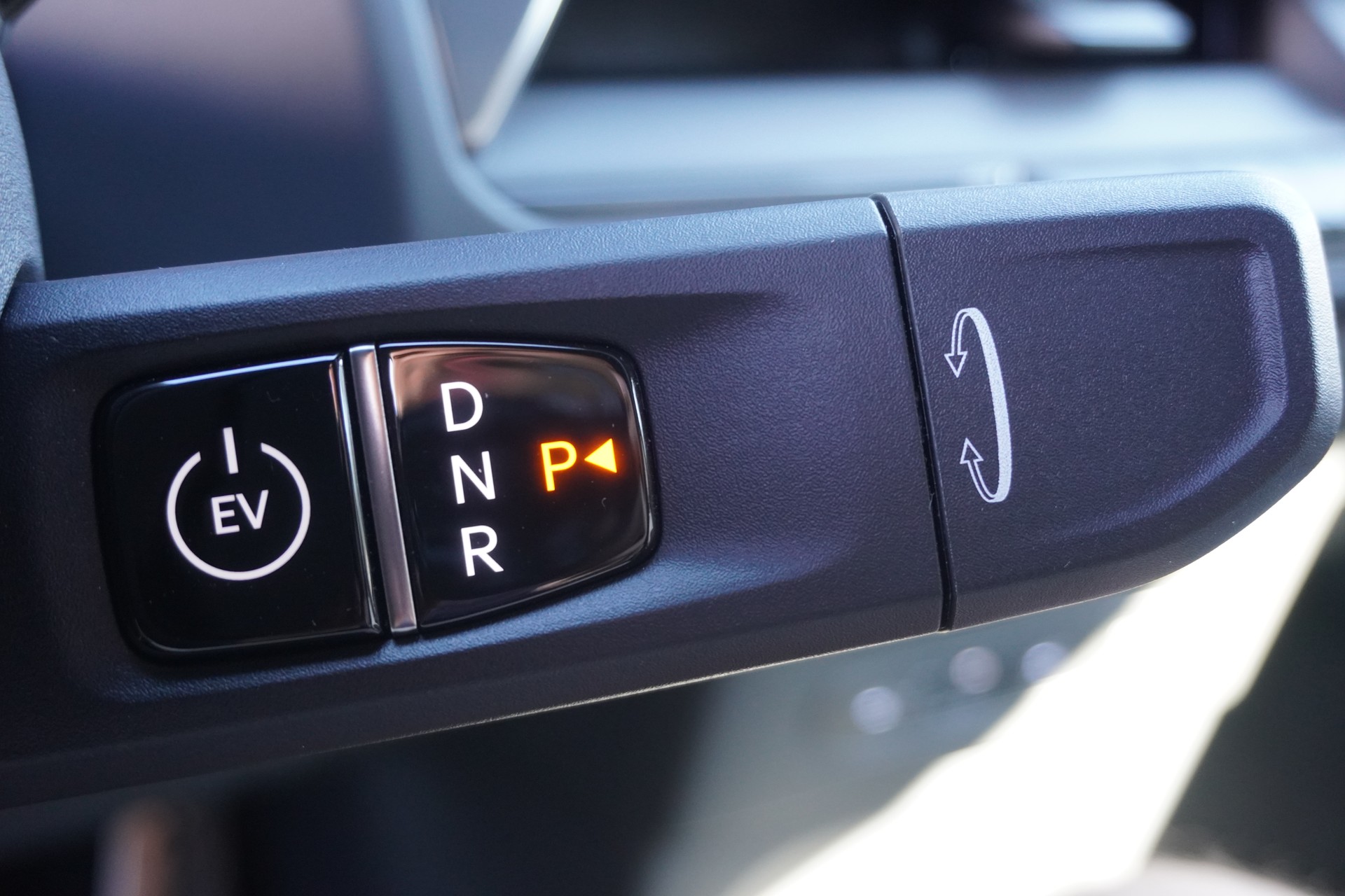 KIA EV9 99,8 kWh GT-Line 4x4-image-30