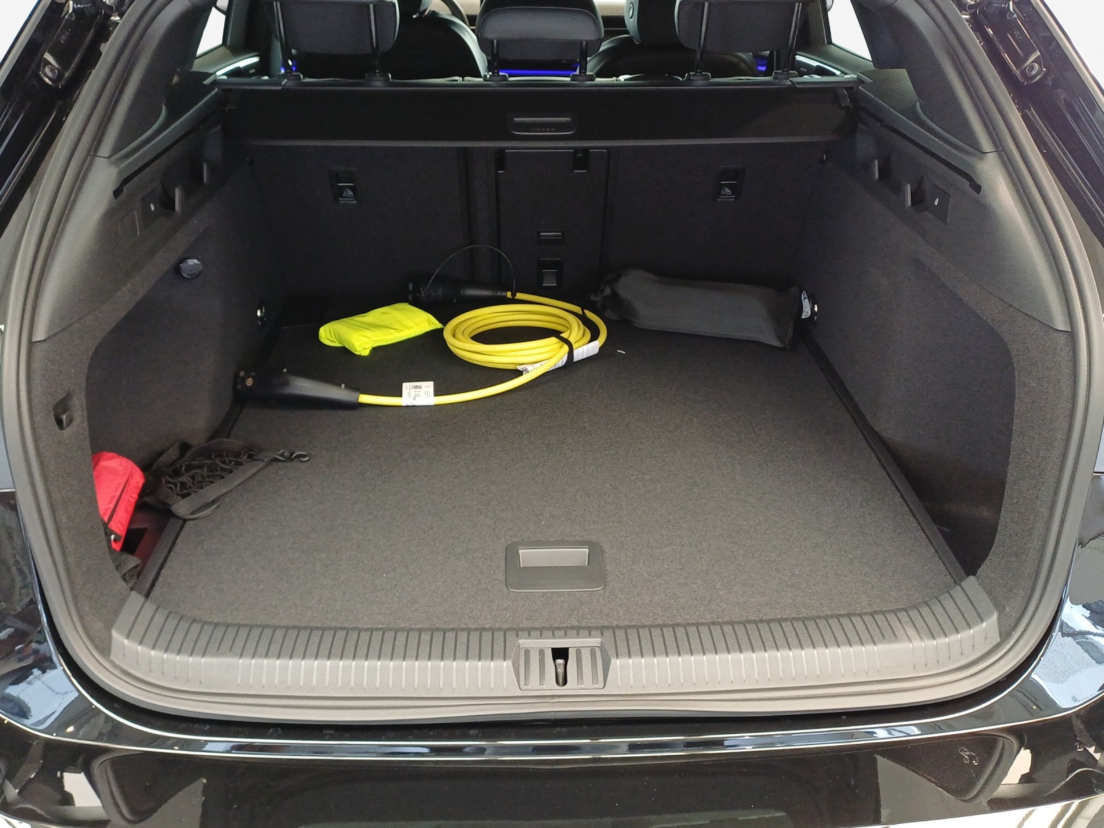 VW ID.7 Tourer Pro S 86 kWh Pro S-image-12