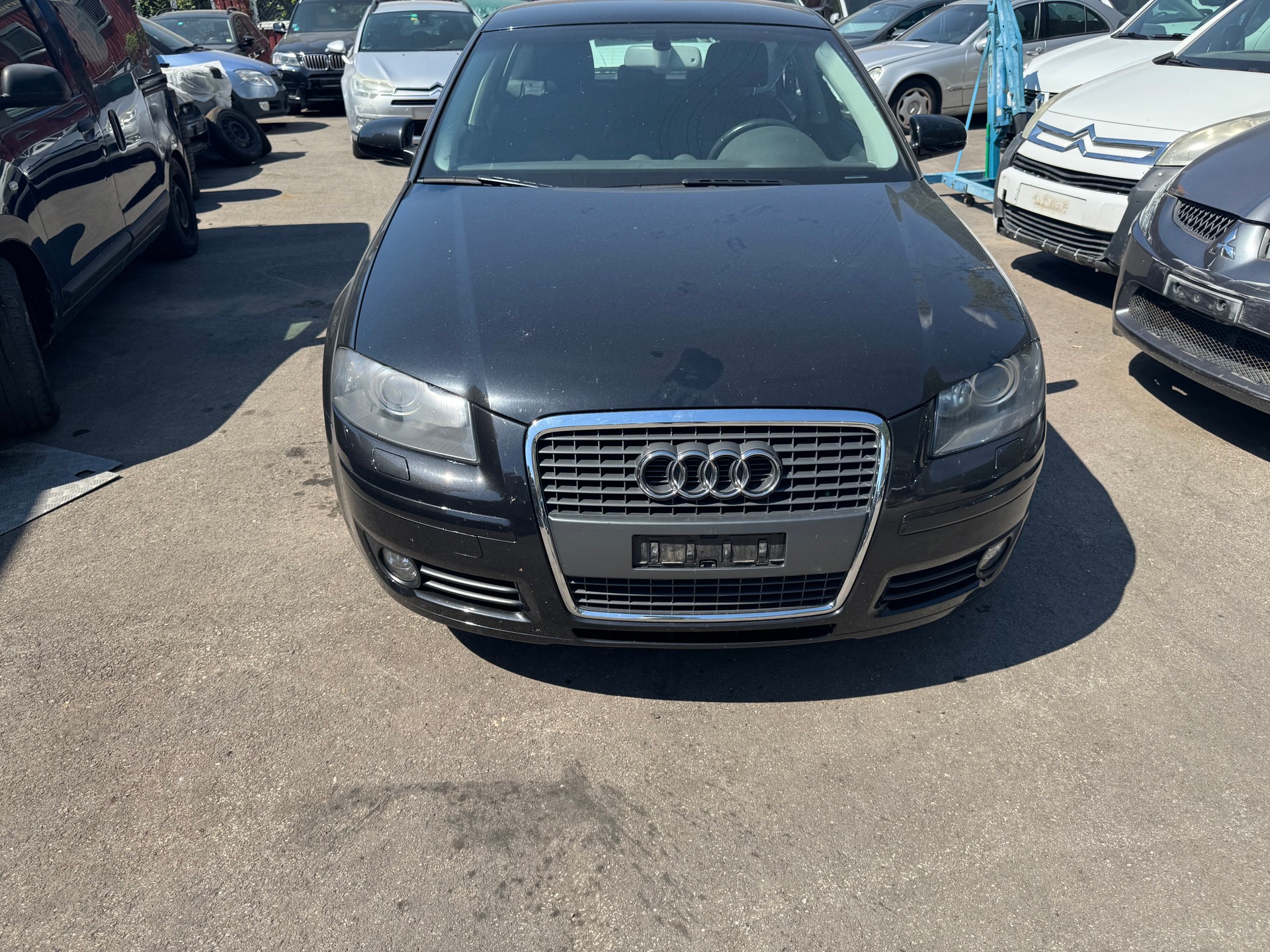 AUDI A3 2.0 TDI Ambiente-image-1