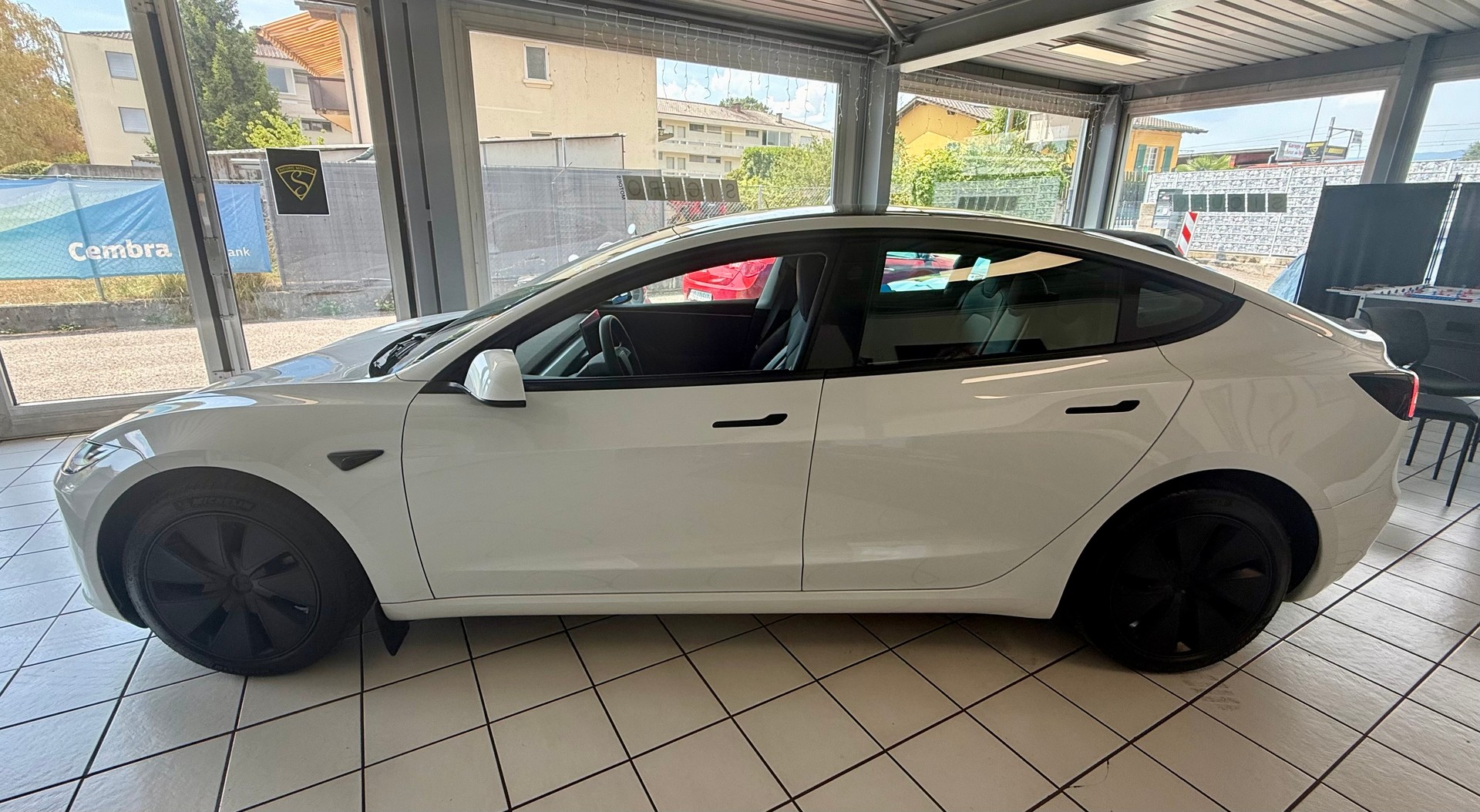 TESLA Model 3 Long Range Dual Motor AWD-image-4