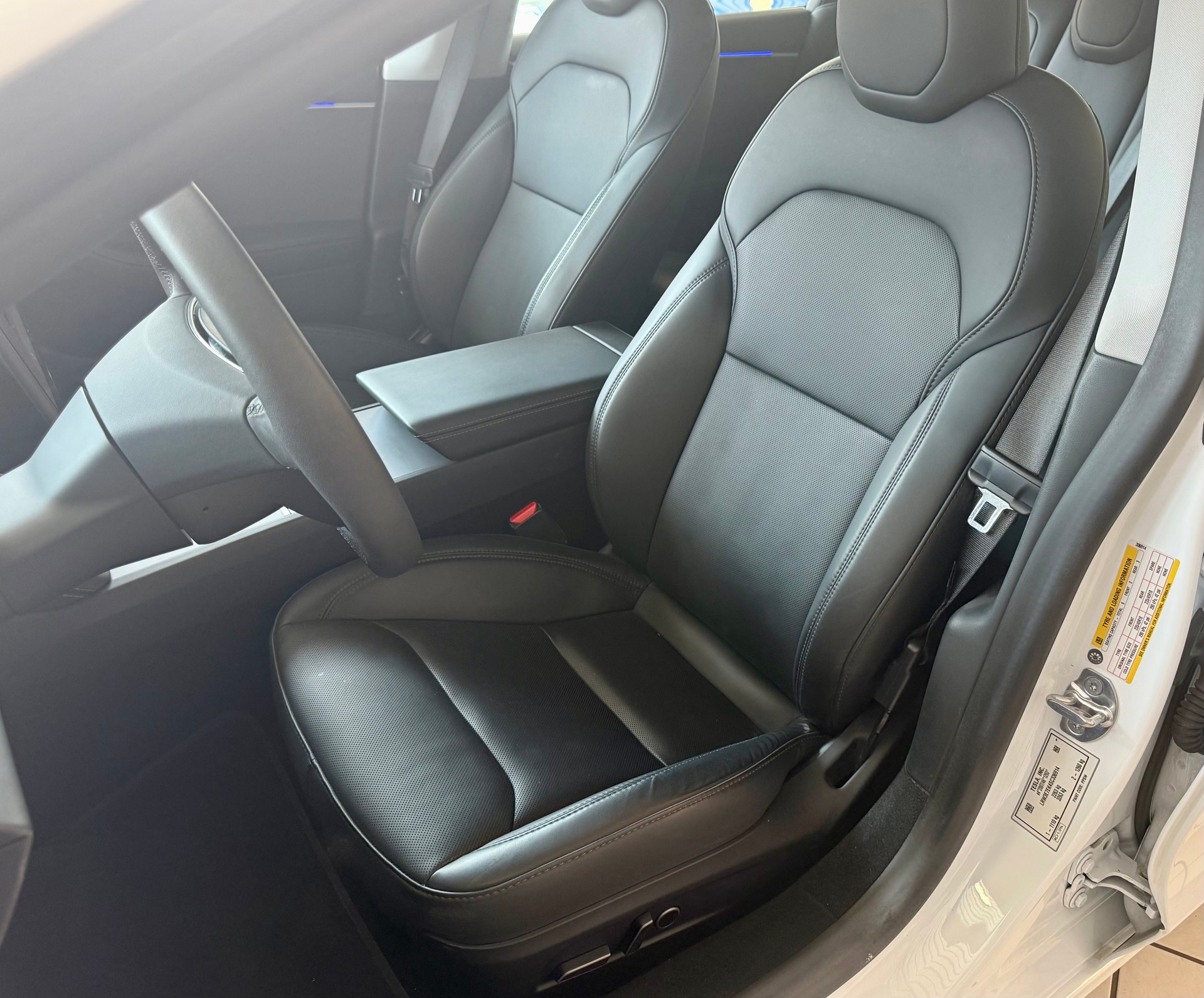 TESLA Model 3 Long Range Dual Motor AWD-image-12