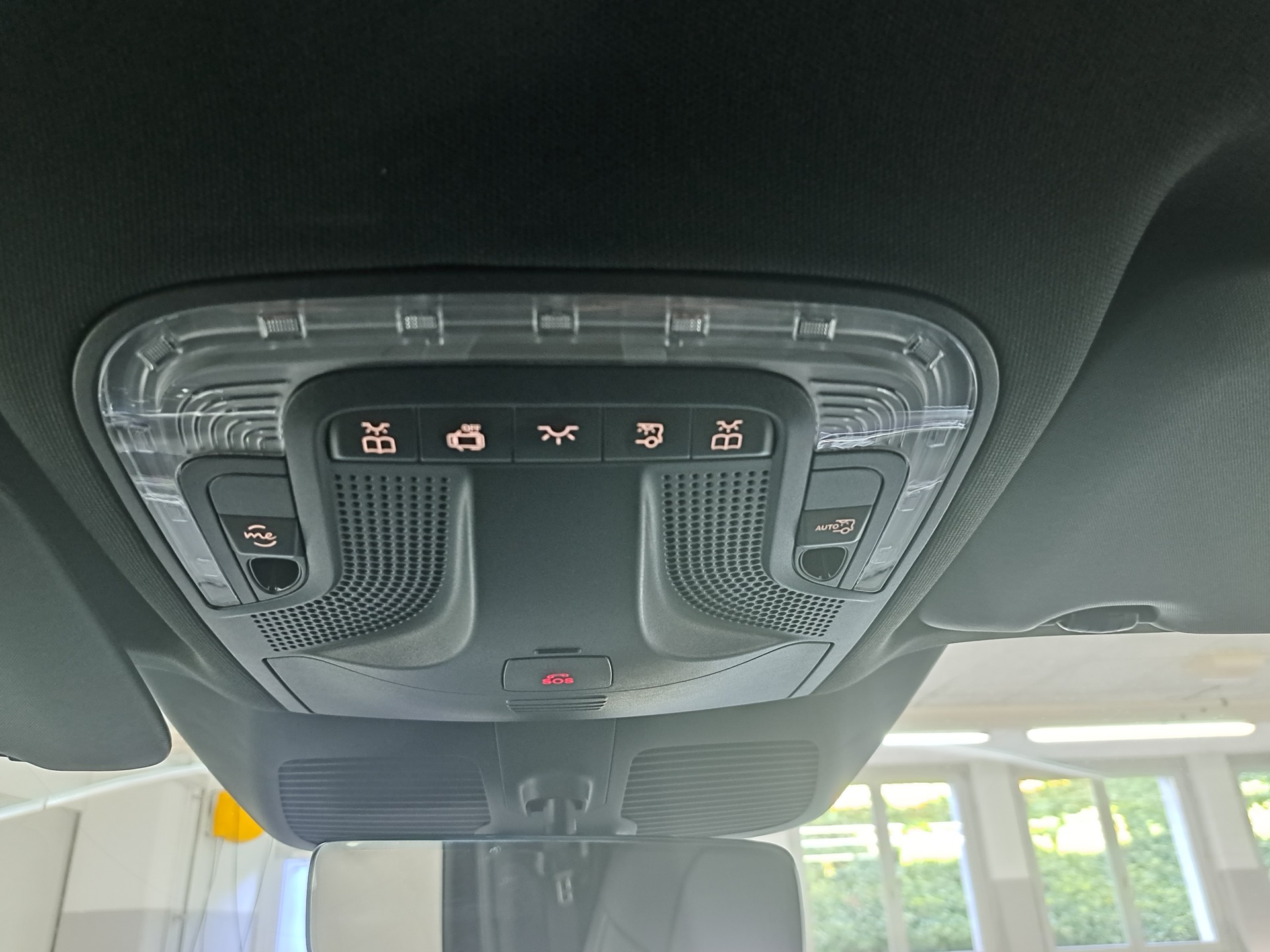 MERCEDES-BENZ V 250 d 4MATIC AVANTGARDE 3200mm L-image-10