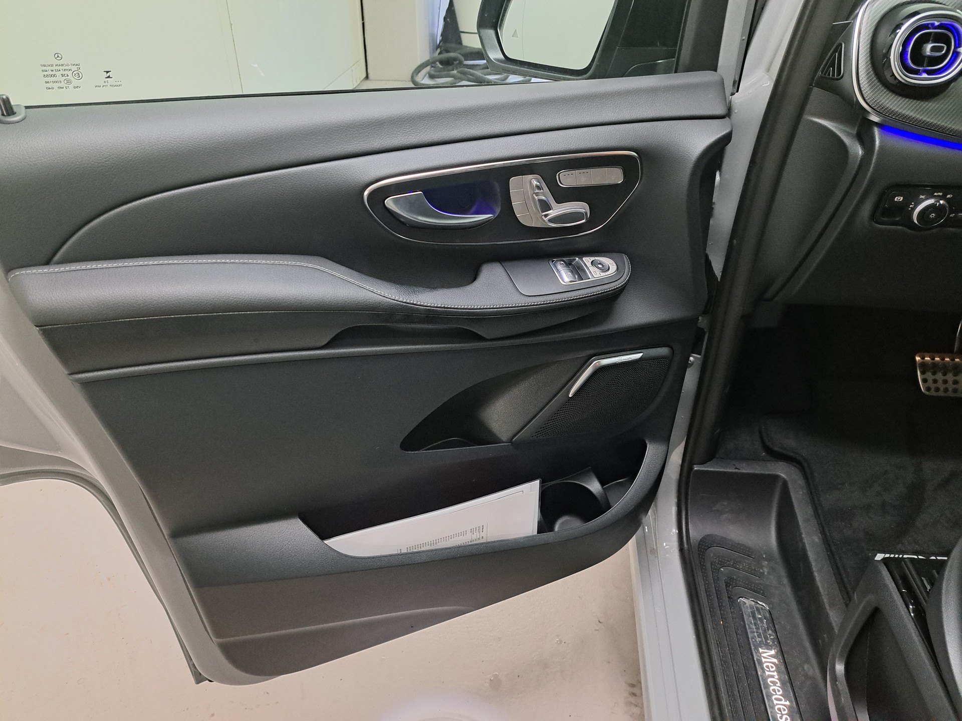MERCEDES-BENZ V 250 d 4MATIC AVANTGARDE 3200mm L-image-12