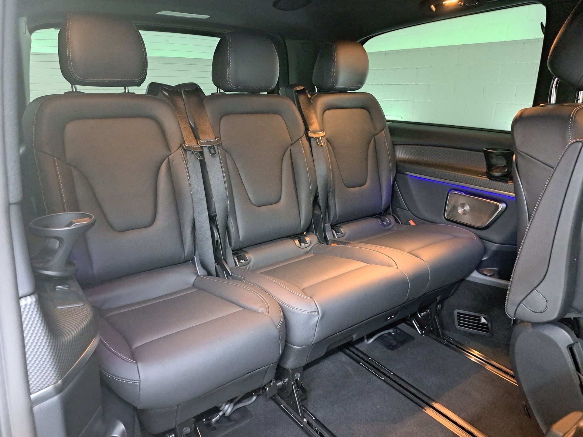 MERCEDES-BENZ V 250 d 4MATIC AVANTGARDE 3200mm L-image-14